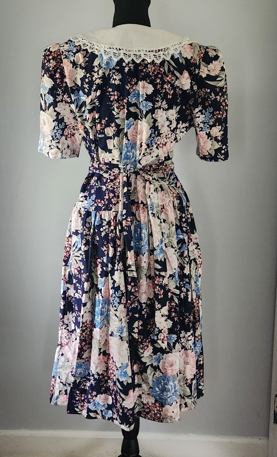 Sweet Miranda Blue Multicolor Floral Short Sleeve Dress Cotton Vintage Size 14