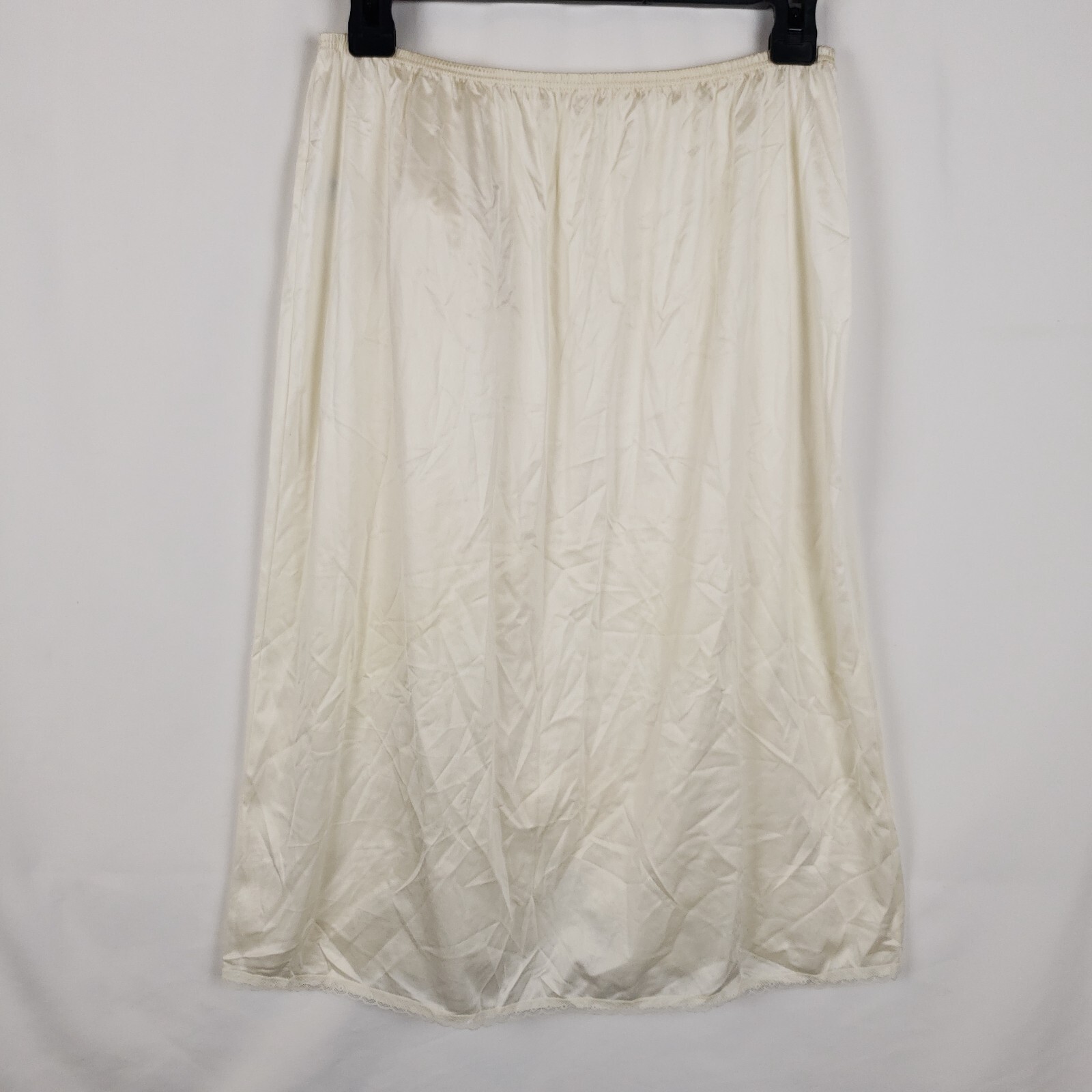 Vintage Olga Half-Slip Medium 25&Prime; in Beige Lace Trim 100% Nylon Tags Attached!
