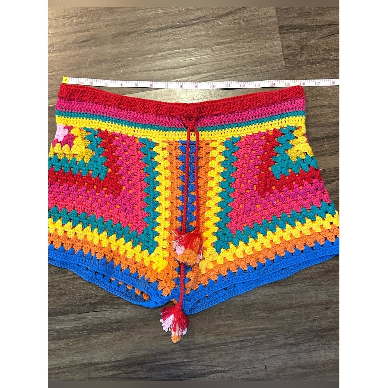NWT Farm Rio Striped Scarf Crochet Shorts. Size M