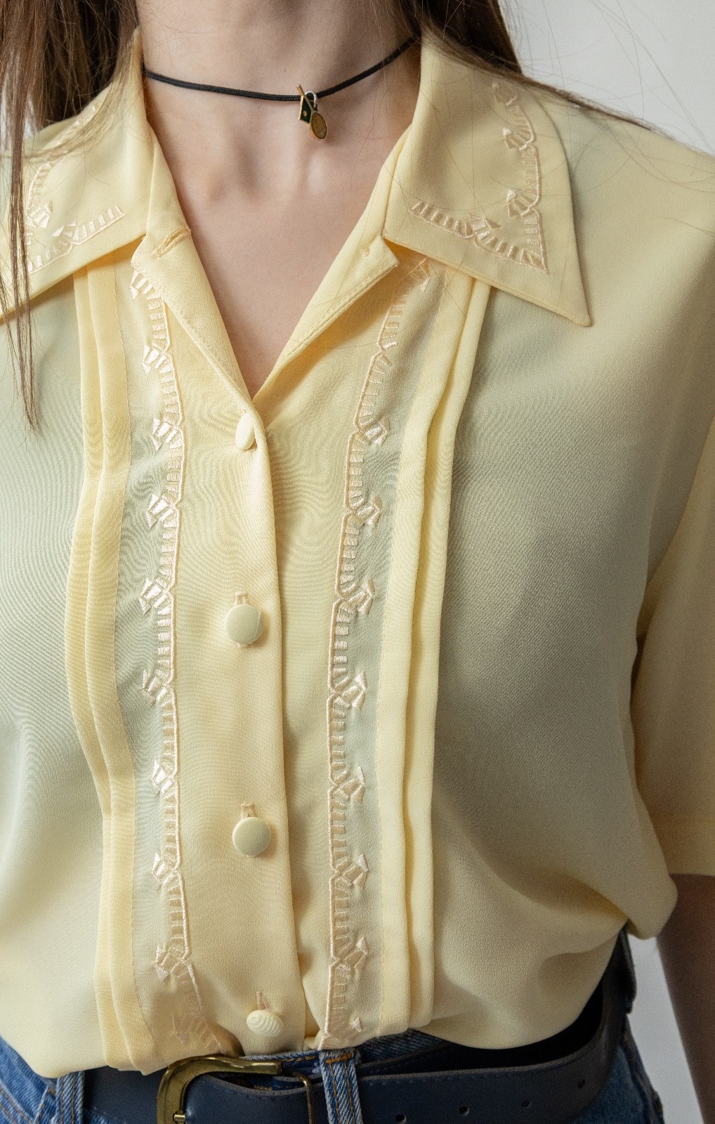 Vintage 90s Pale Yellow Embroidered Blouse Tonal Floral Coquette French Girl M