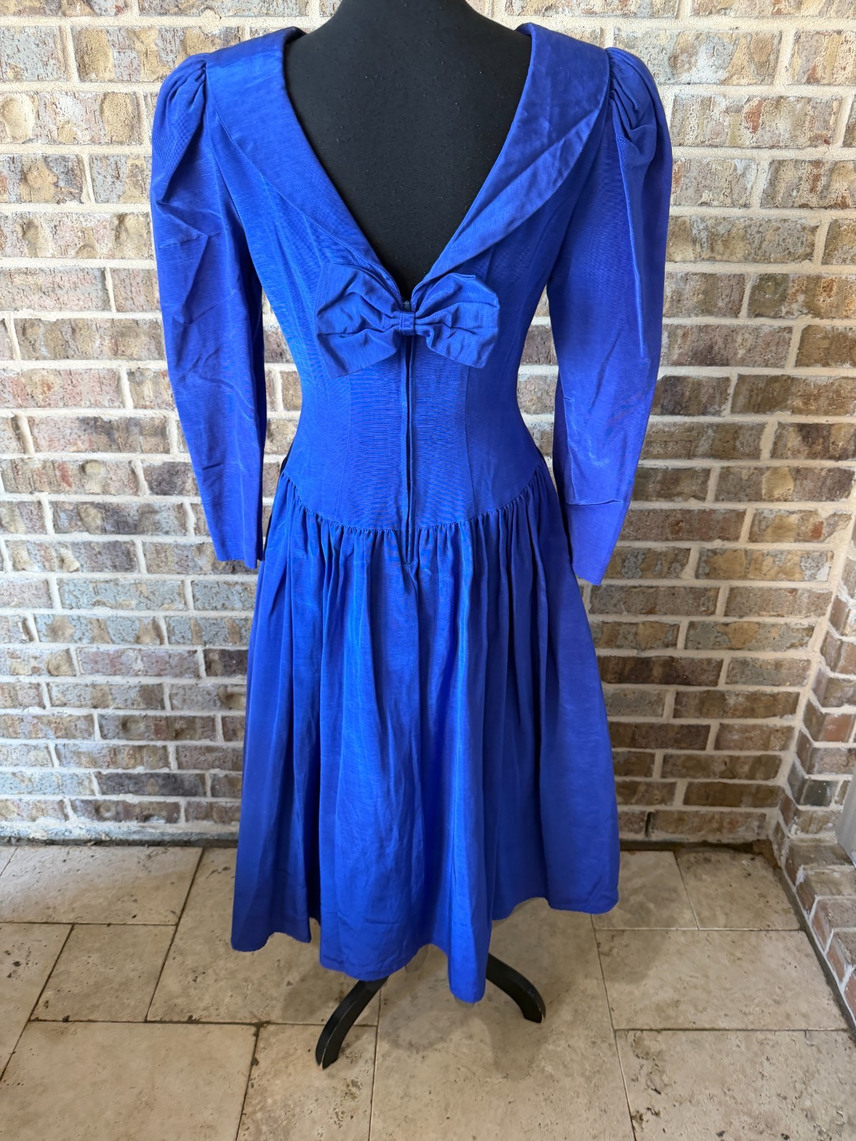 Kathryn Conover New York Vintage 1980&rsquo;s ILGWU tag blue formal tea length dress