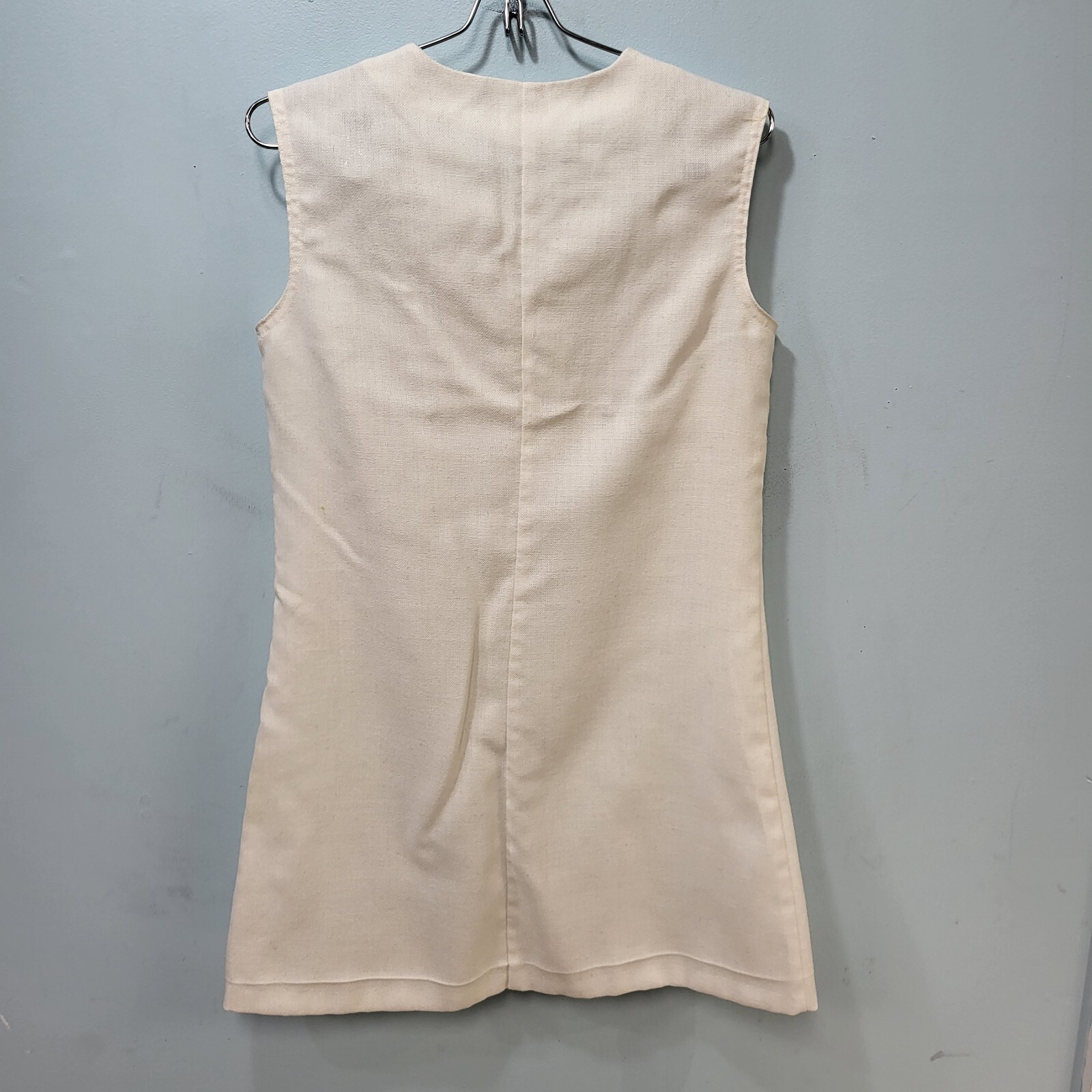 Vintage Glenbrooke Womens Dress White with Peacock Embroidered Neckline Button