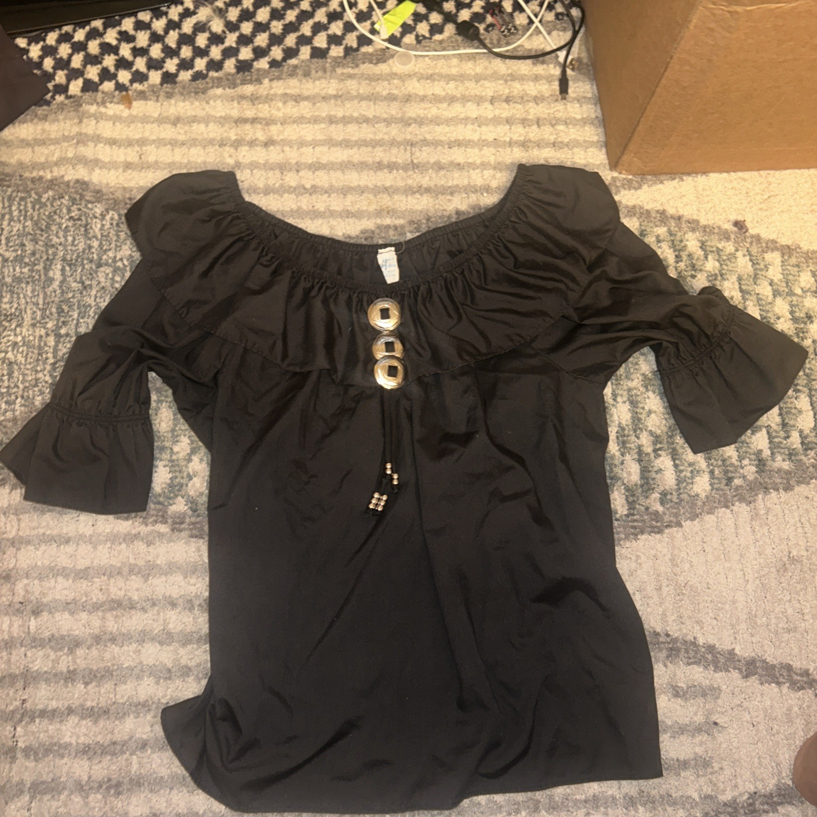 Vintage Malco Modes Blouse Womens large black off shoulder with silver accents