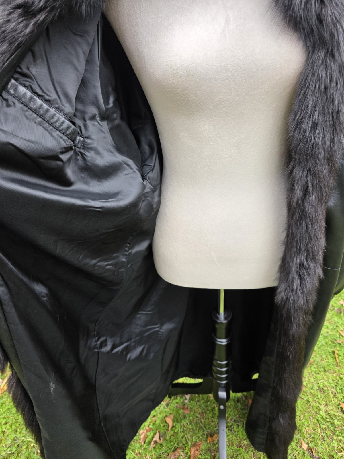 Vtg E Wear Black Long Lambskin Leather Coat With Fox Fur SZ 2X Plus Size Mob