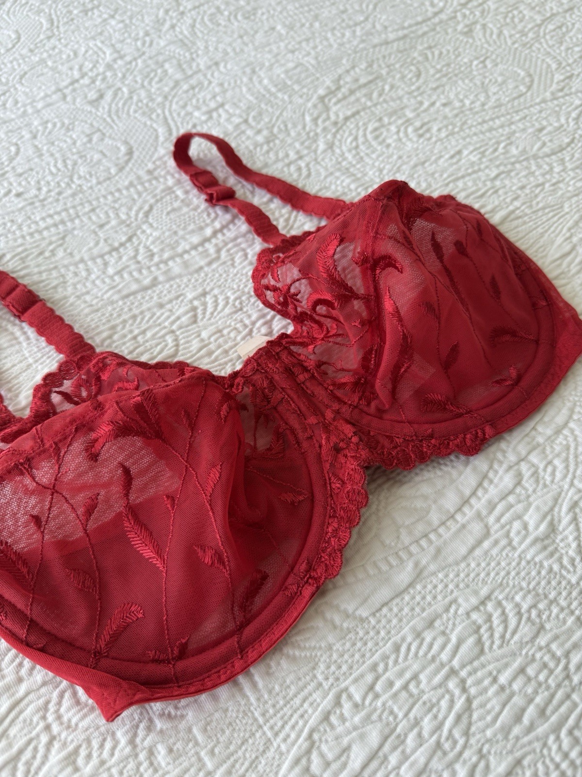 NWT NOS Vtg 2001 Victorias Secret 34D Angels Embroidered Balconet Bra CHRISTMAS
