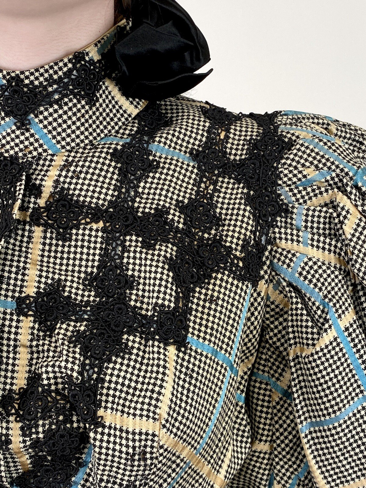 1880s plaid wool Antique Victorian bodice skirt, dress Details Balloon Sleeves