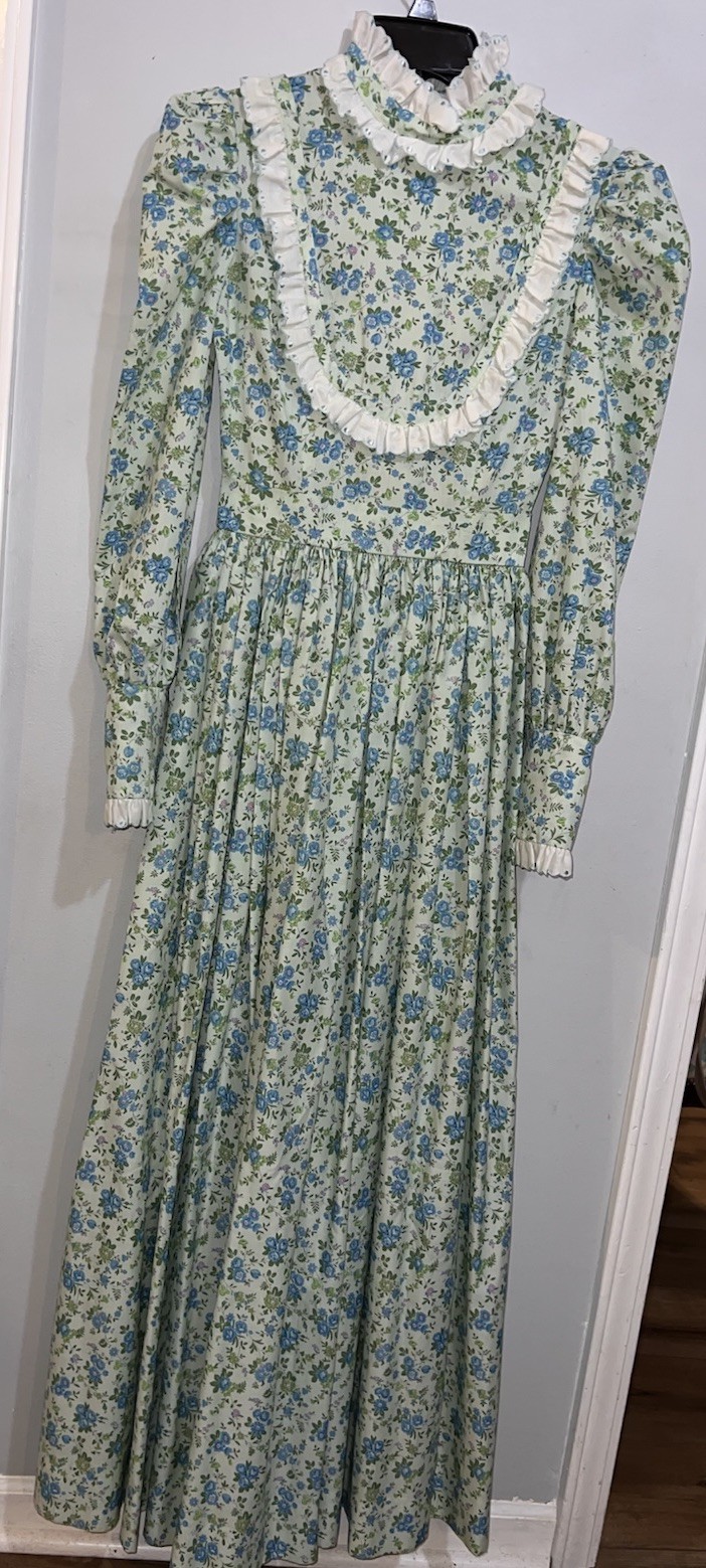 VTG 70s Prairie Cottage Core Renaissance Handmade Cotton Dress XS Floral Maxi