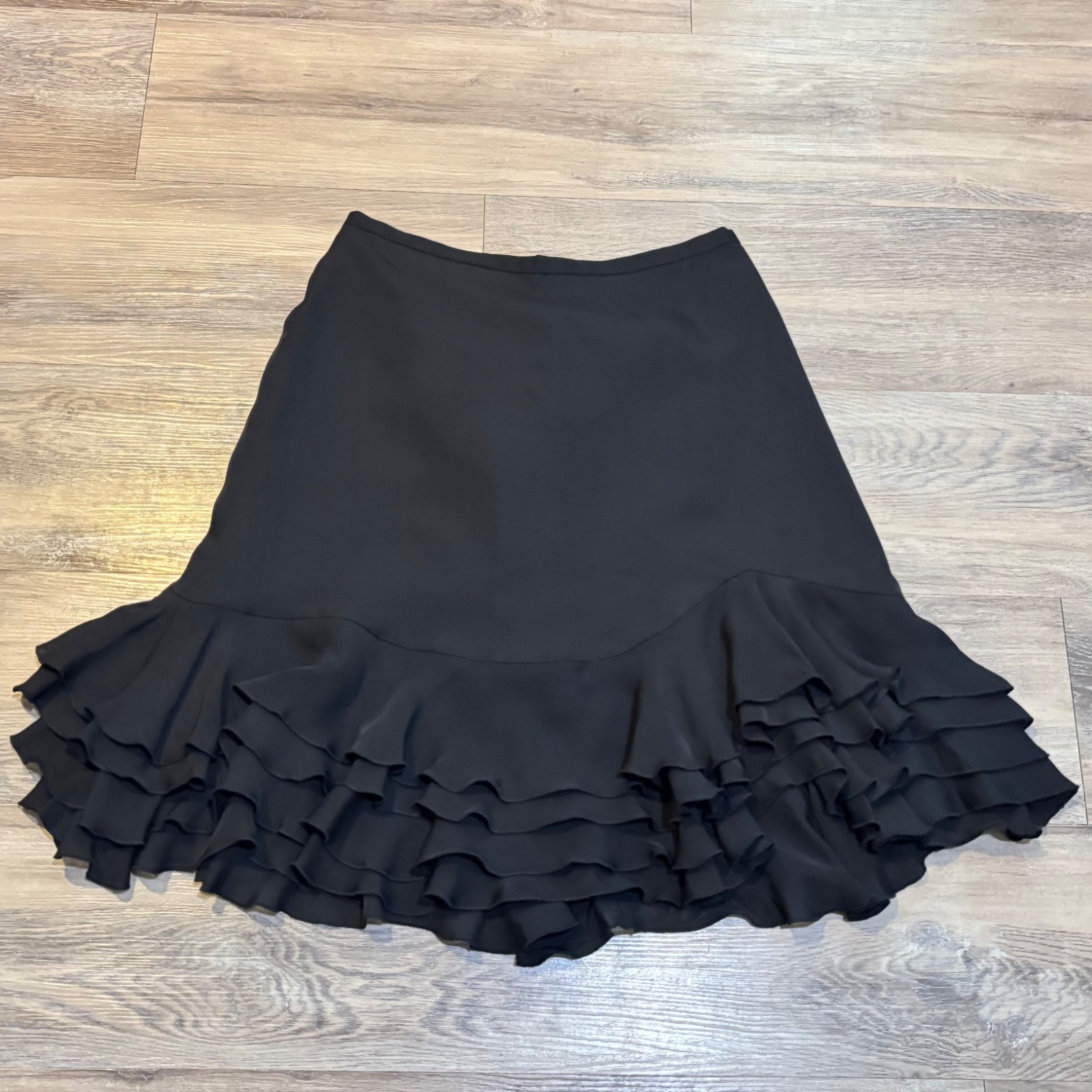VTG y2k Patrick Christopher Black 100% silk knee length ruffle skirt size 4P