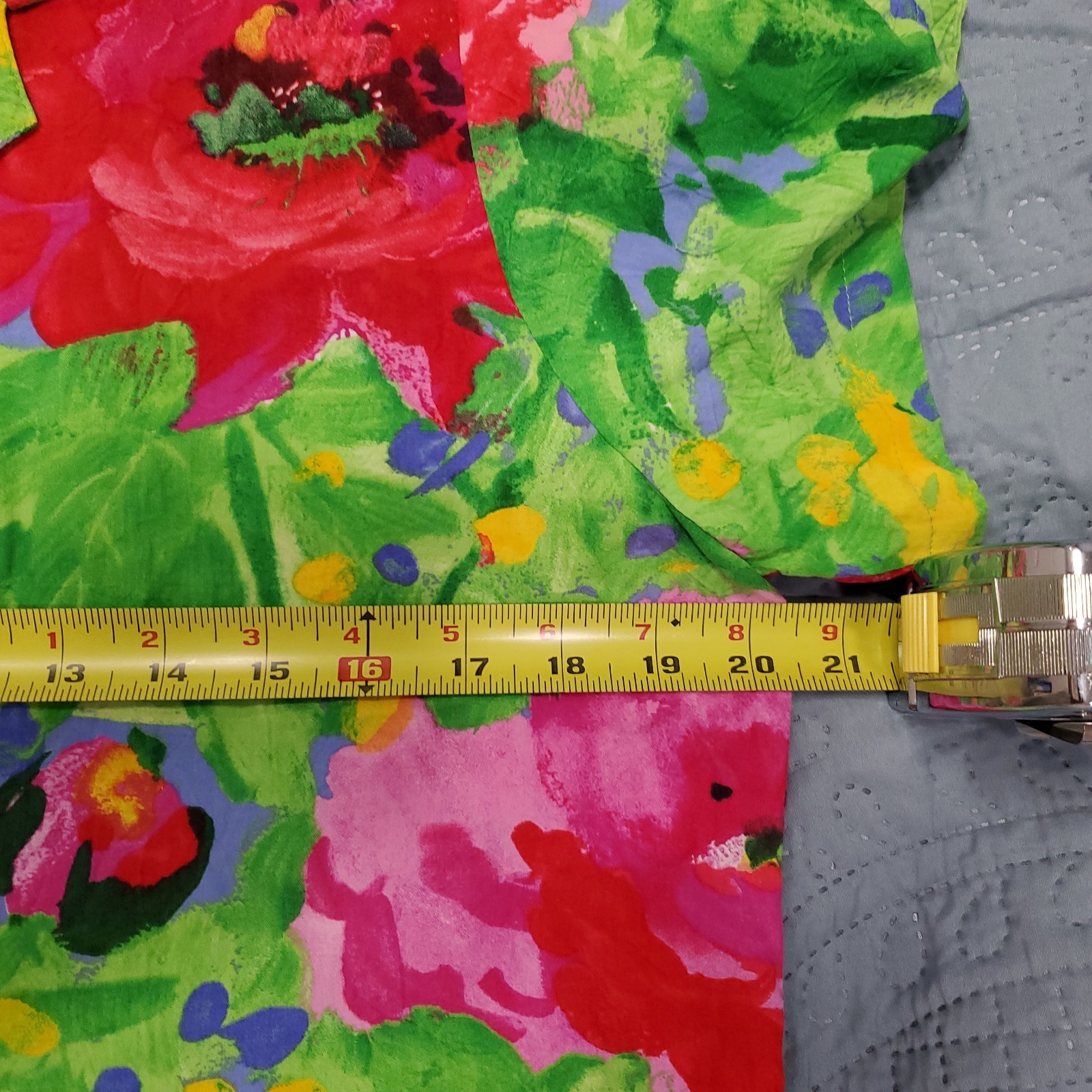 Vintage Jams World Womens Hawaiian Button-up Shirt Size Medium Floral Collectors