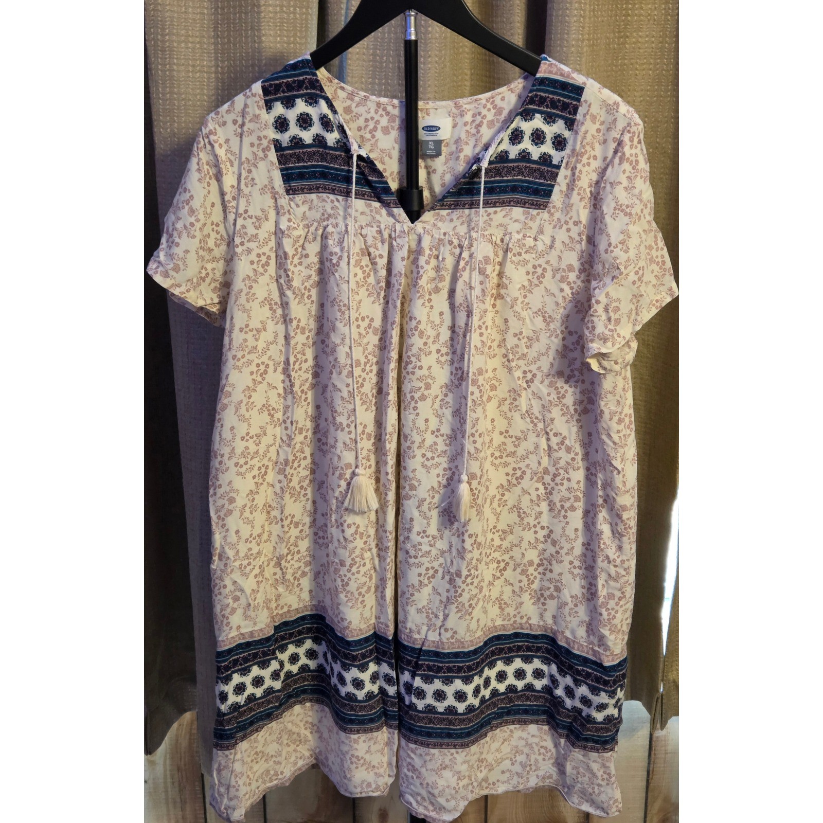 Old Navy Floral Boho Flowy Dress Women&rsquo;s Size XL Multicolor Tassel Strings