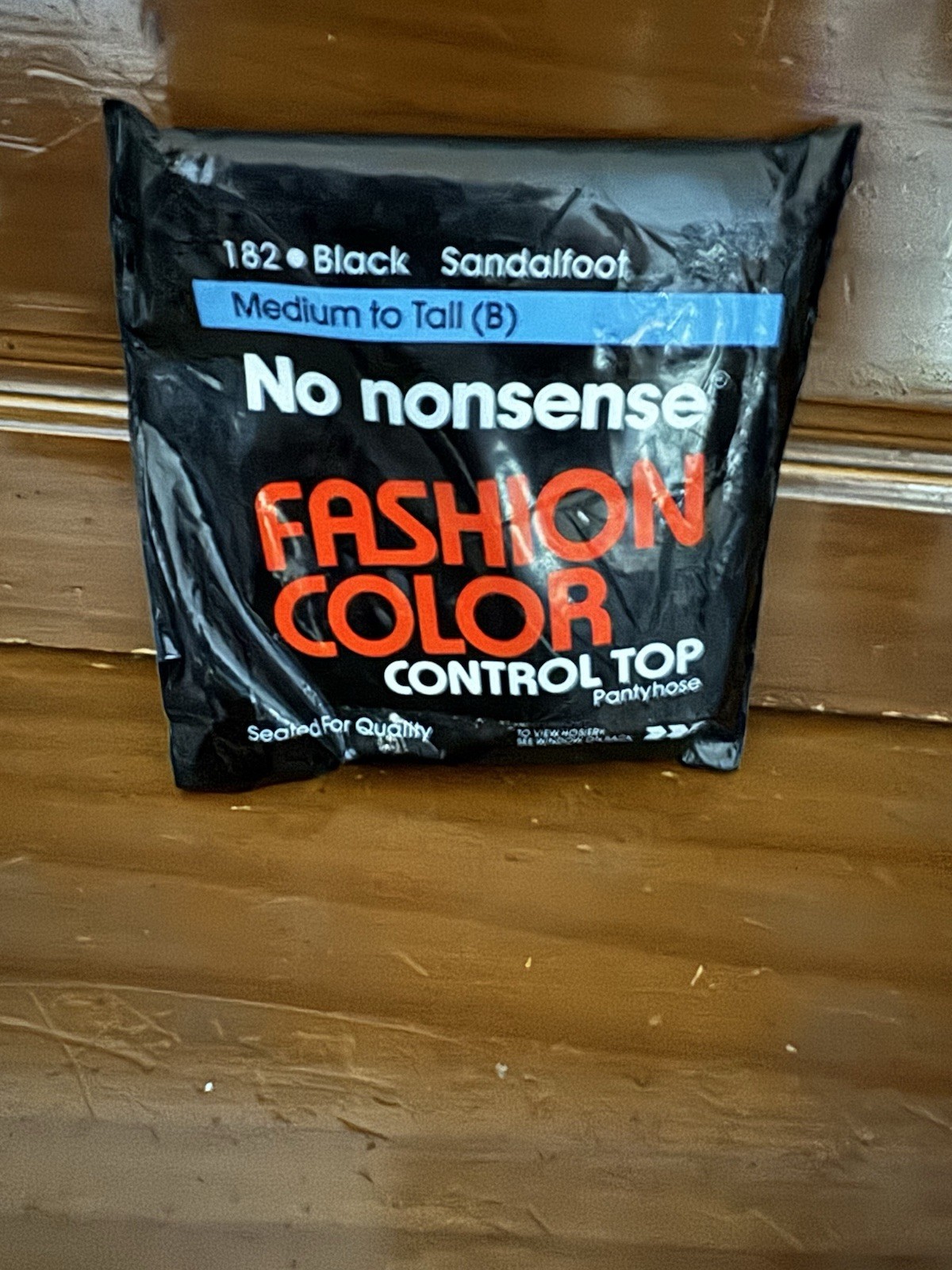 No Nonsense Fashion Color Control Top Pantyhose 182 Black Sandalfoot Medium-Tall