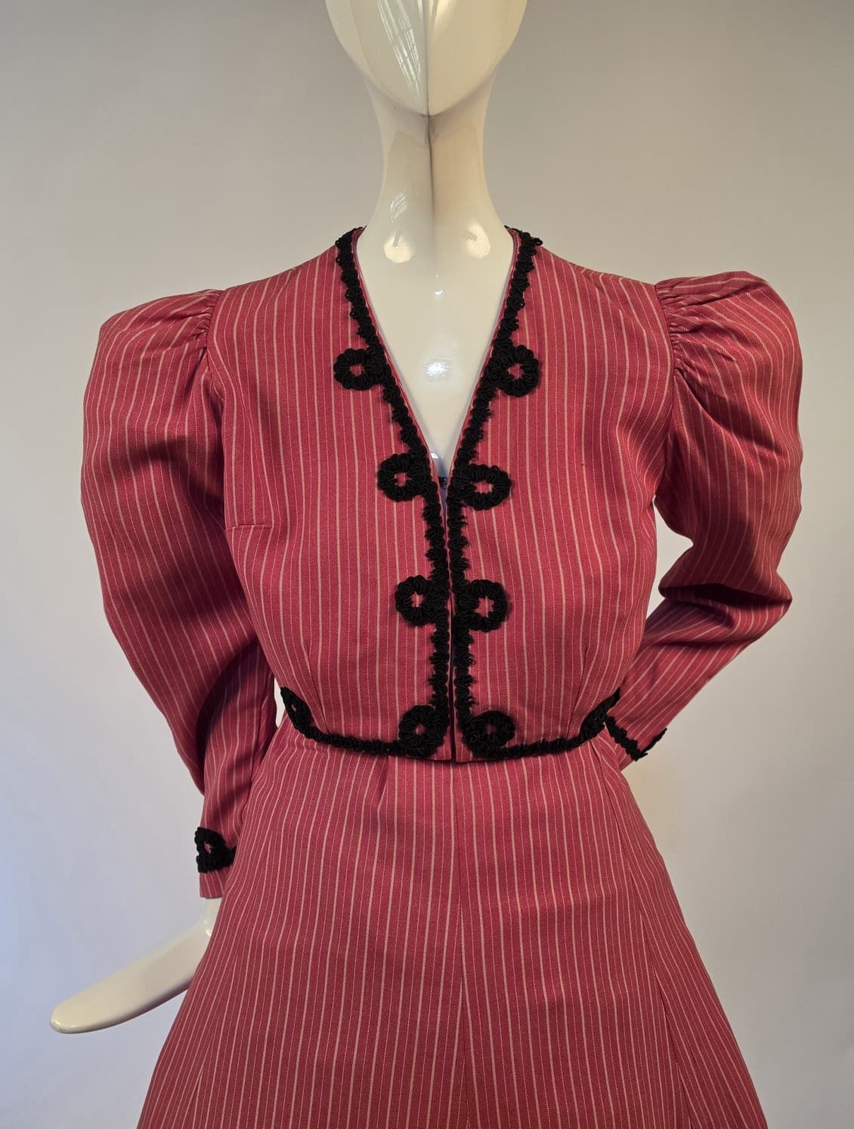 EARLY EDWARDIAN PINSTRIPED PINK CASHMERE BLEND 2 PC DRESS W BLACK SCROLLWORK