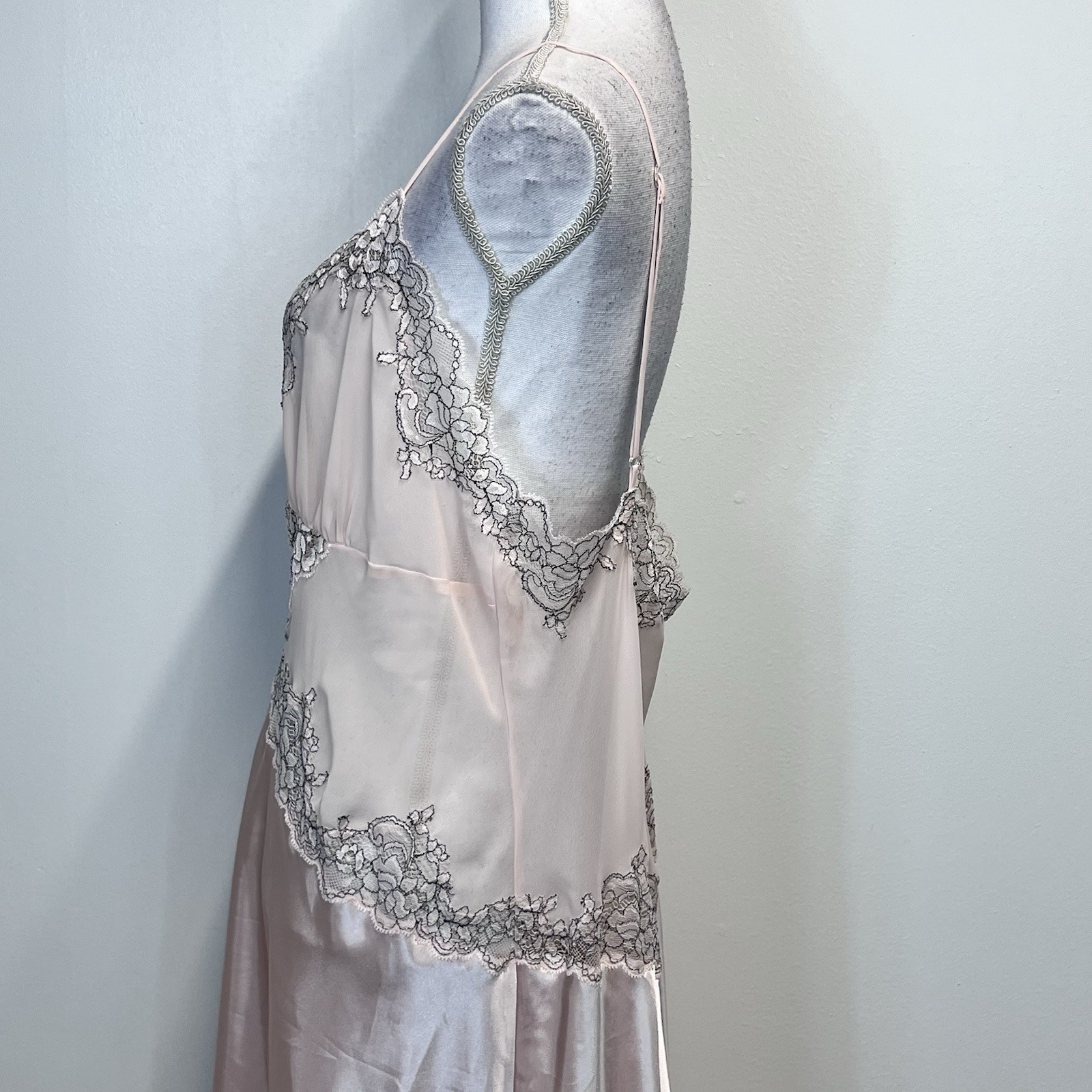 Vintage Cerie Nightgown Lingerie Plus sz 3X Pink Satin Lace Wedding Bridal