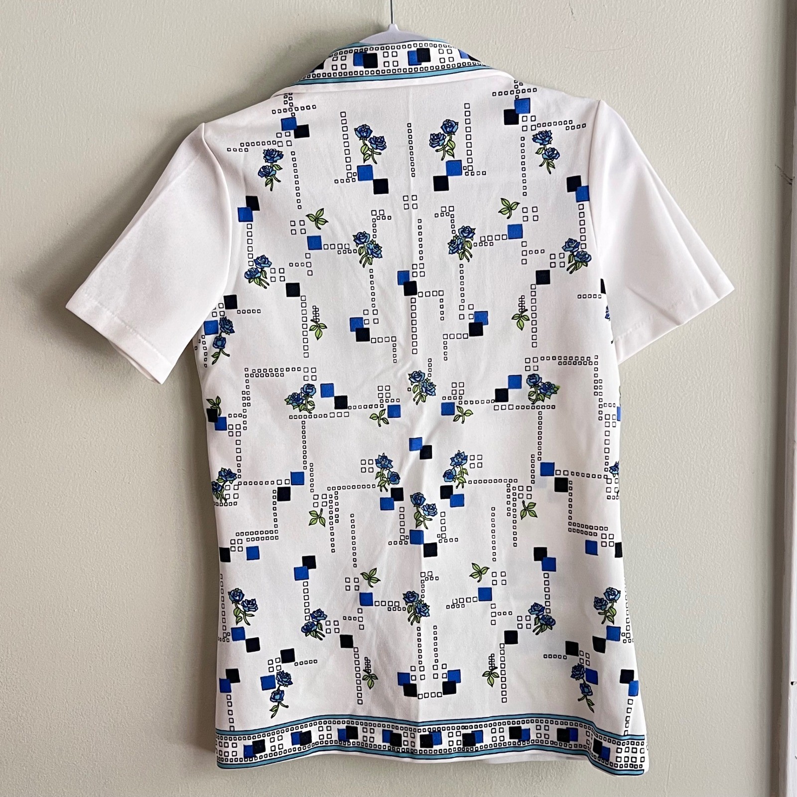 Smartique Button Up Blouse Sz S M Vintage 70s Floral Geometric White Blue Retro