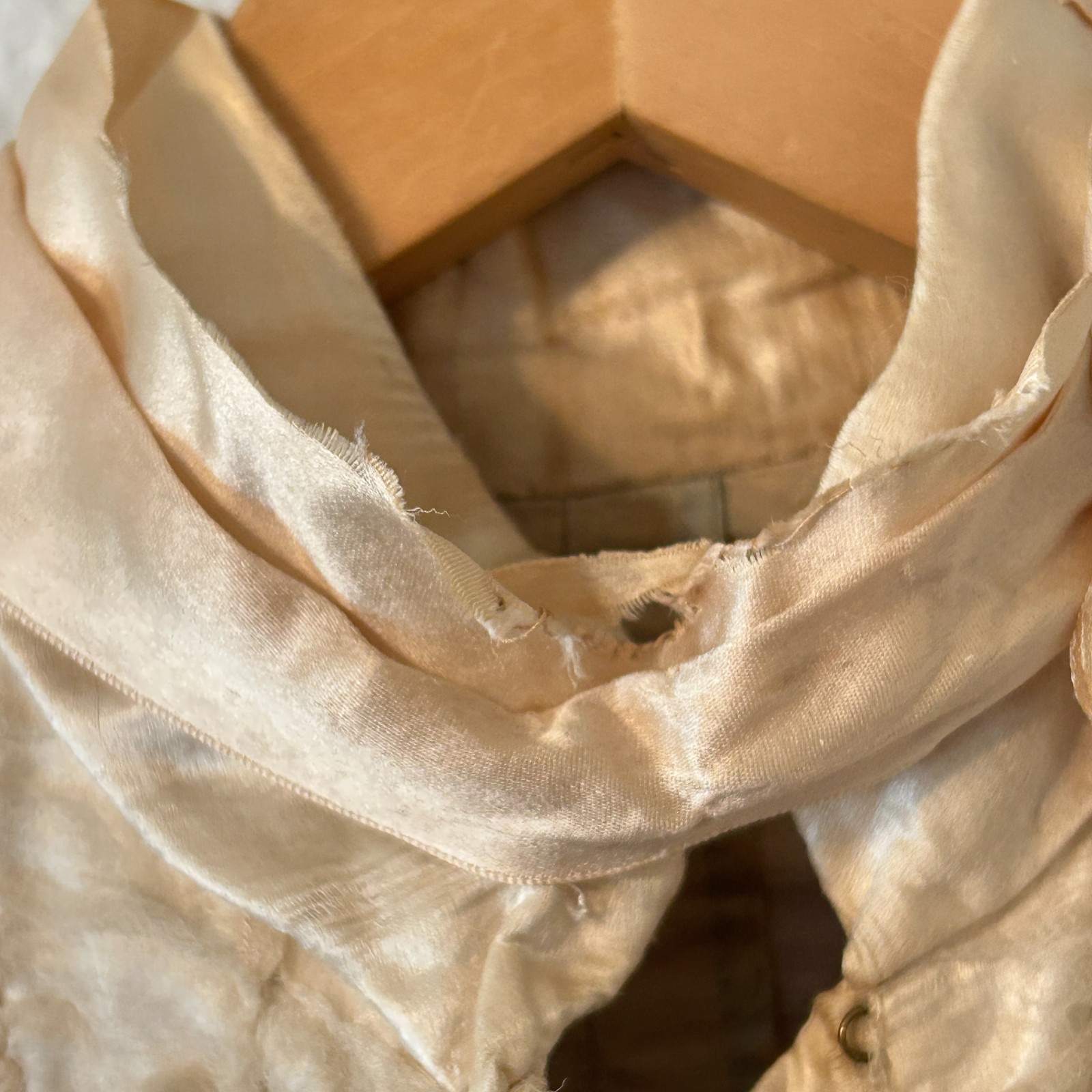 Antique Victorian Cream Silk & Green Dress Bodice Beaded Mutton Sleeve