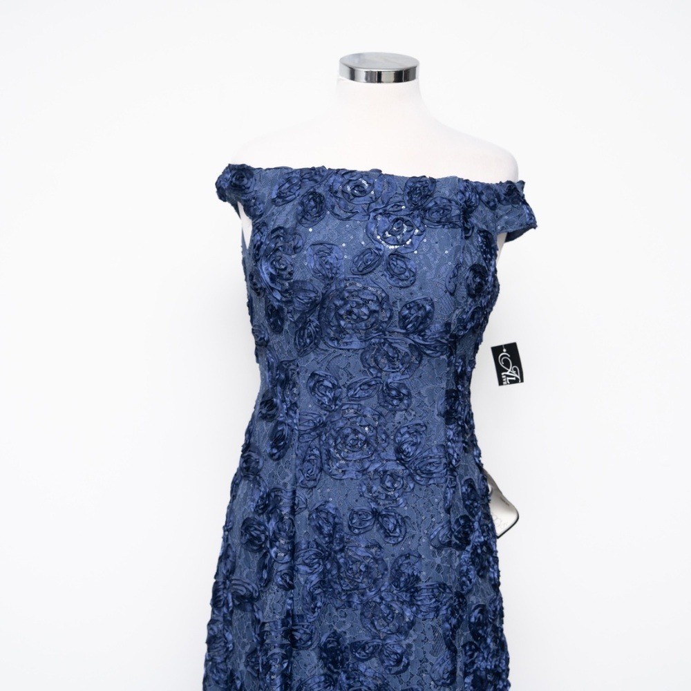 Alex Evenings – Off-The-Shoulder Sequined Lace Gown