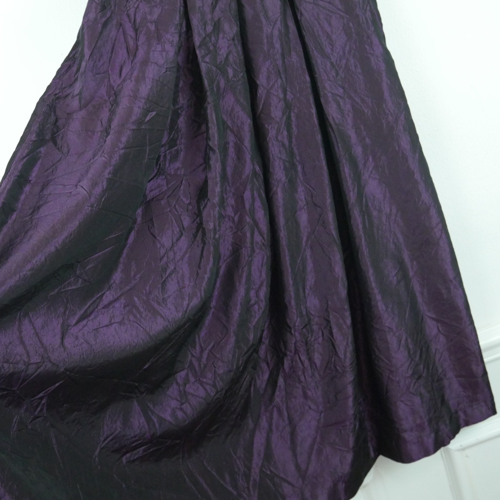 Vintage XXS Maxi Skirt 90s Y2K Iridiscent Purple Whimsigoth Goth Witchy Vamp