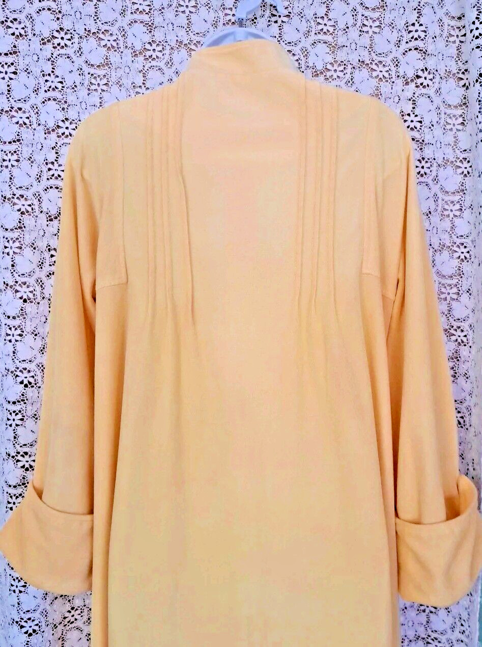 David Brown California Bathrobe Size L Yellow Velour Zip Front Retro Loungewear