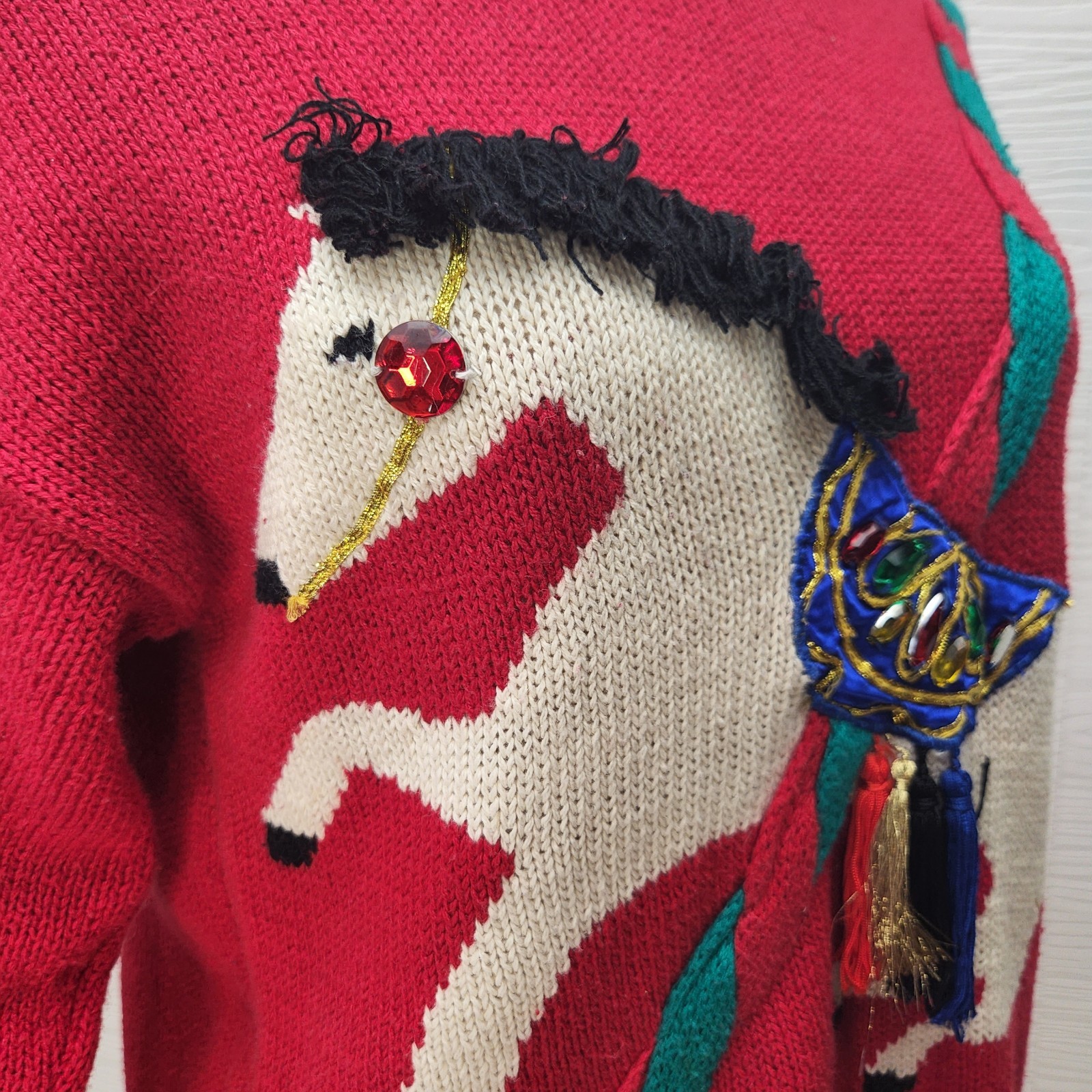Vintage Jordache Studios Carousel Horse Crew Neck Sweater Sz M Red/Green Holiday