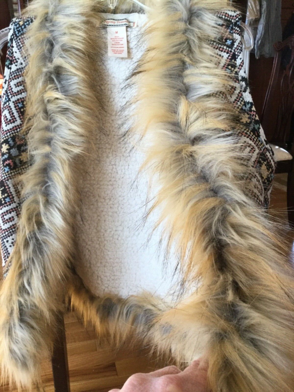 FLYING TOMATO Needlepoint Tapestry Vest Faux Fur Shearling Trim~BOHO~Cowgirl M