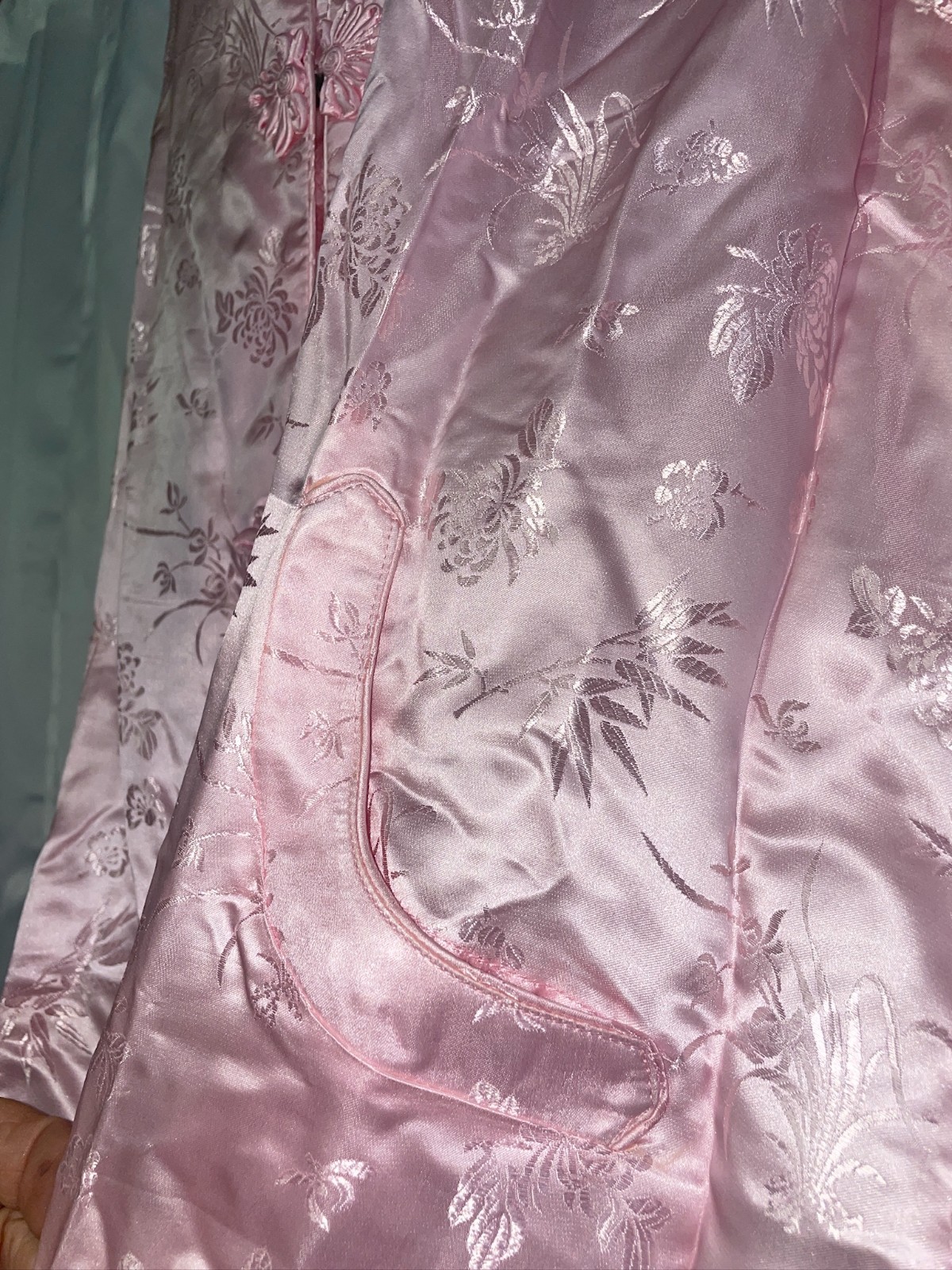 VINTAGE CHINESE SILK BROCADE LONG ROBE by Double Peach China