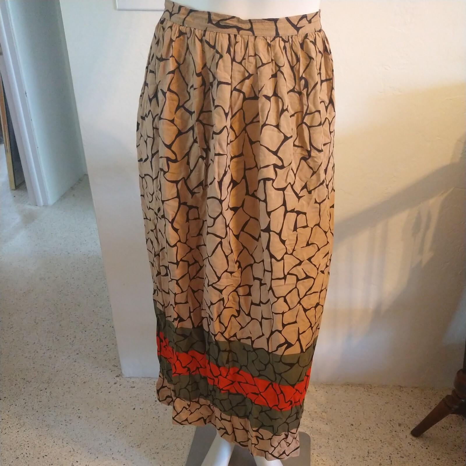 VTG Plain Jane 100% Rayon Skirt Multicolor sz 9