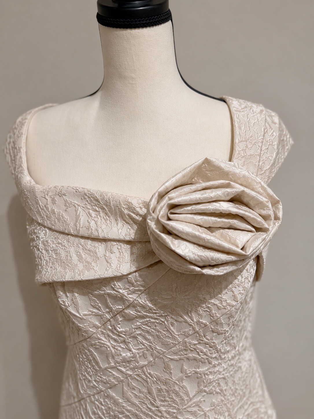 Terani Couture Ivory Off-Shoulder Cap Sleeve Textured Mermaid Train Zipper