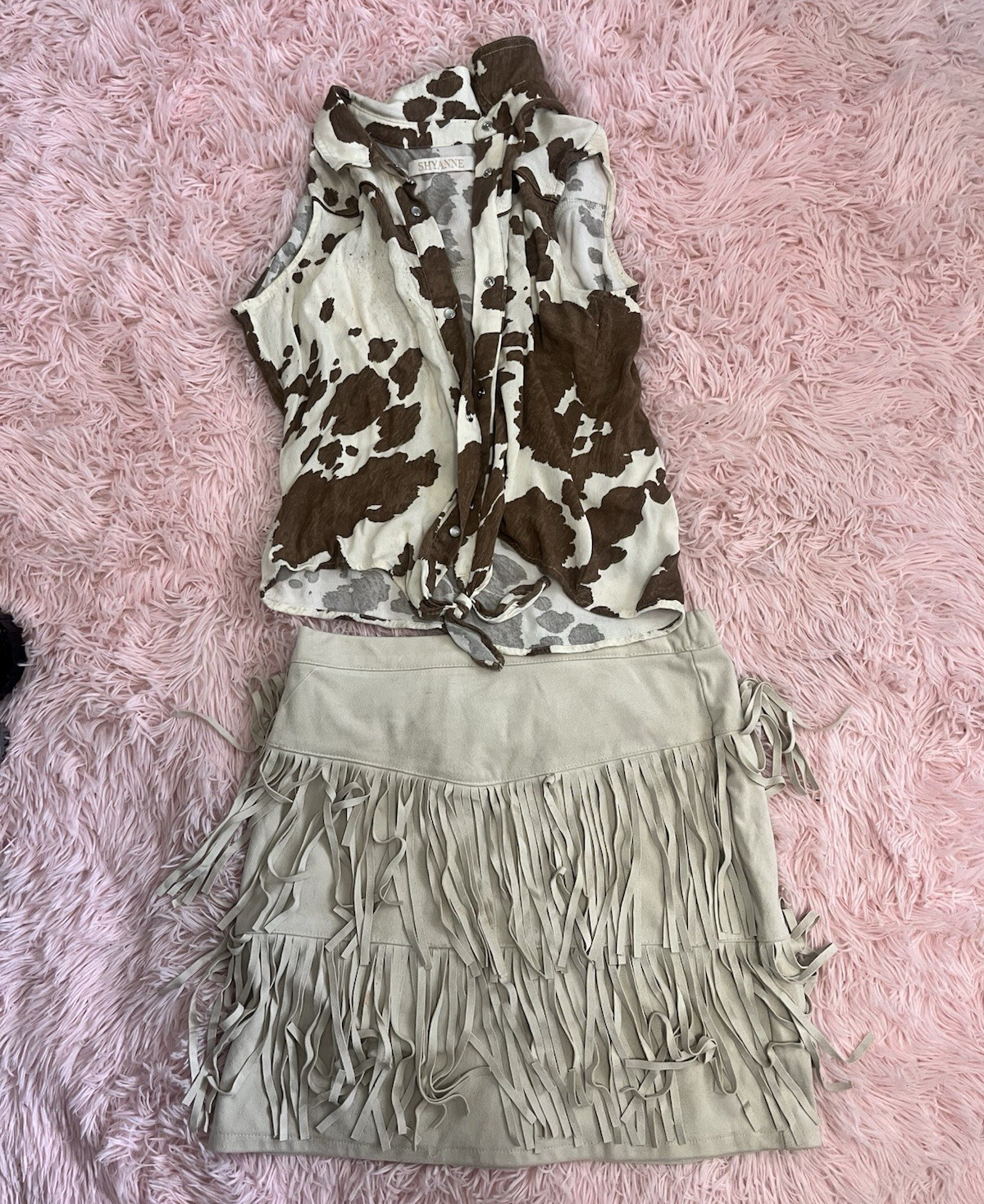 SHIANNE Women&rsquo;s 2-Piece Cow Print Sleeveless Button Top & Beige Fringe Skirt