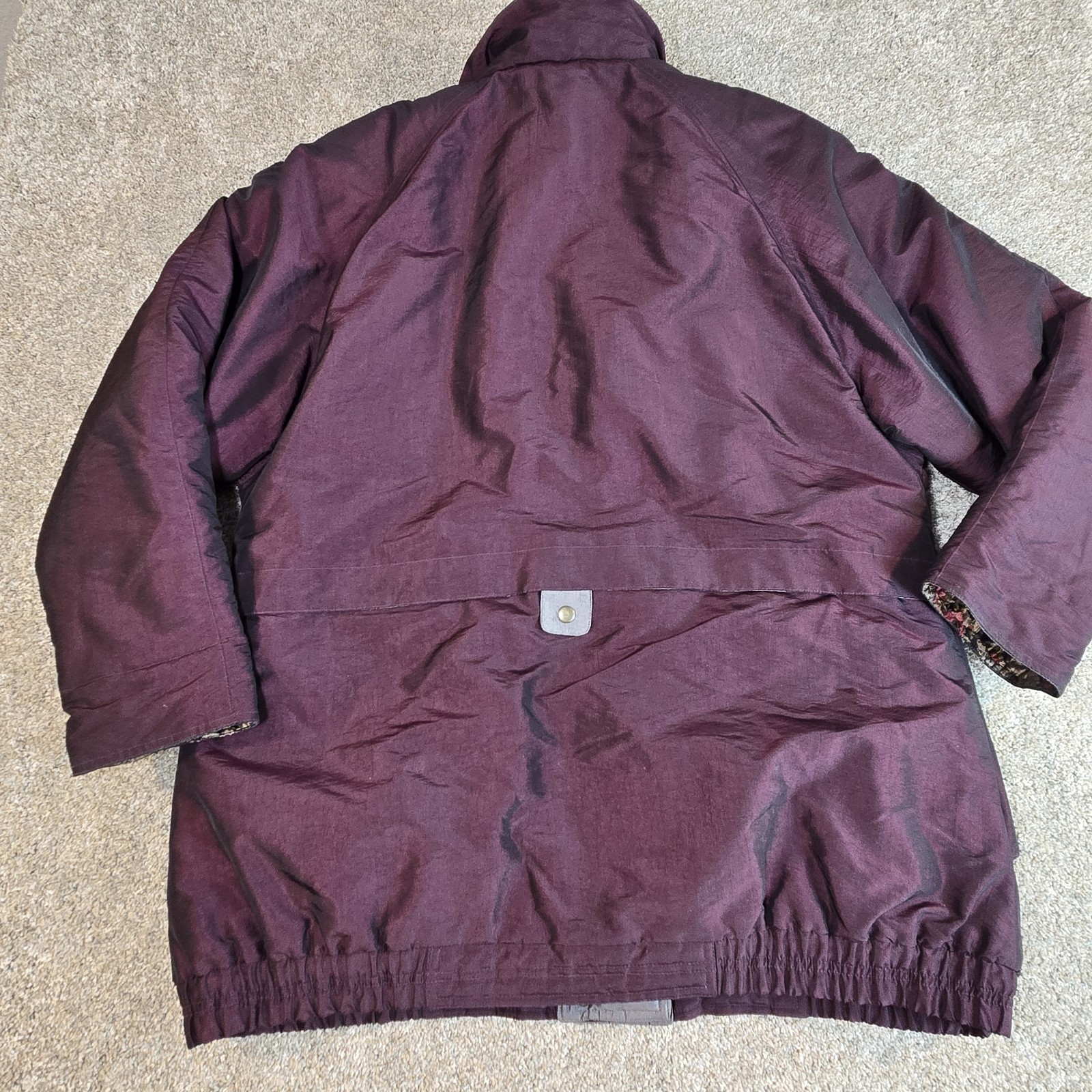 Julia Michaels Rare Vintage Womens Coat Plum Size L Vlevet Floral Poly Blend