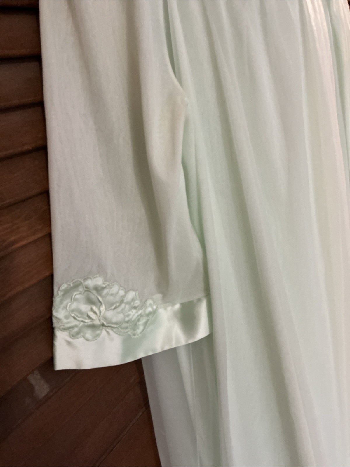 Gossard Artemis Large Mint Green Vintage Lace Robe & Nightgown Peignoir Set