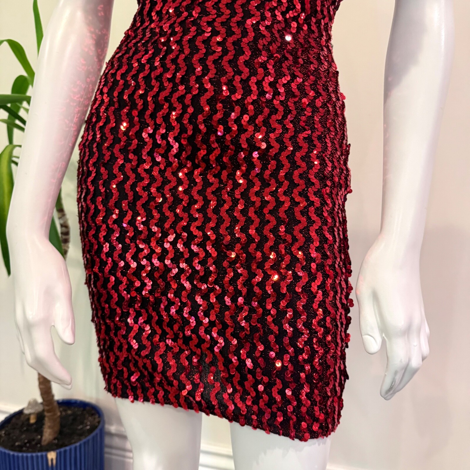 Vintage 80’s RED SEQUIN BODYCON MINI DRESS S Party Prom Disco Slip Wiggle Sexy