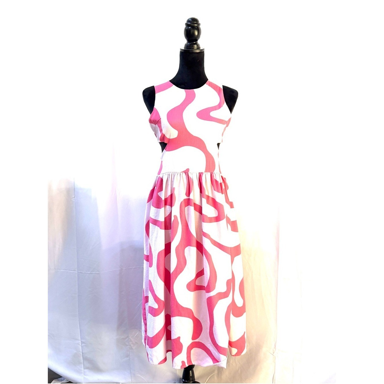 Urban Revivo Side Cutout Pink on Pink Graphic Swirl Retro Midi Dress, Size 4