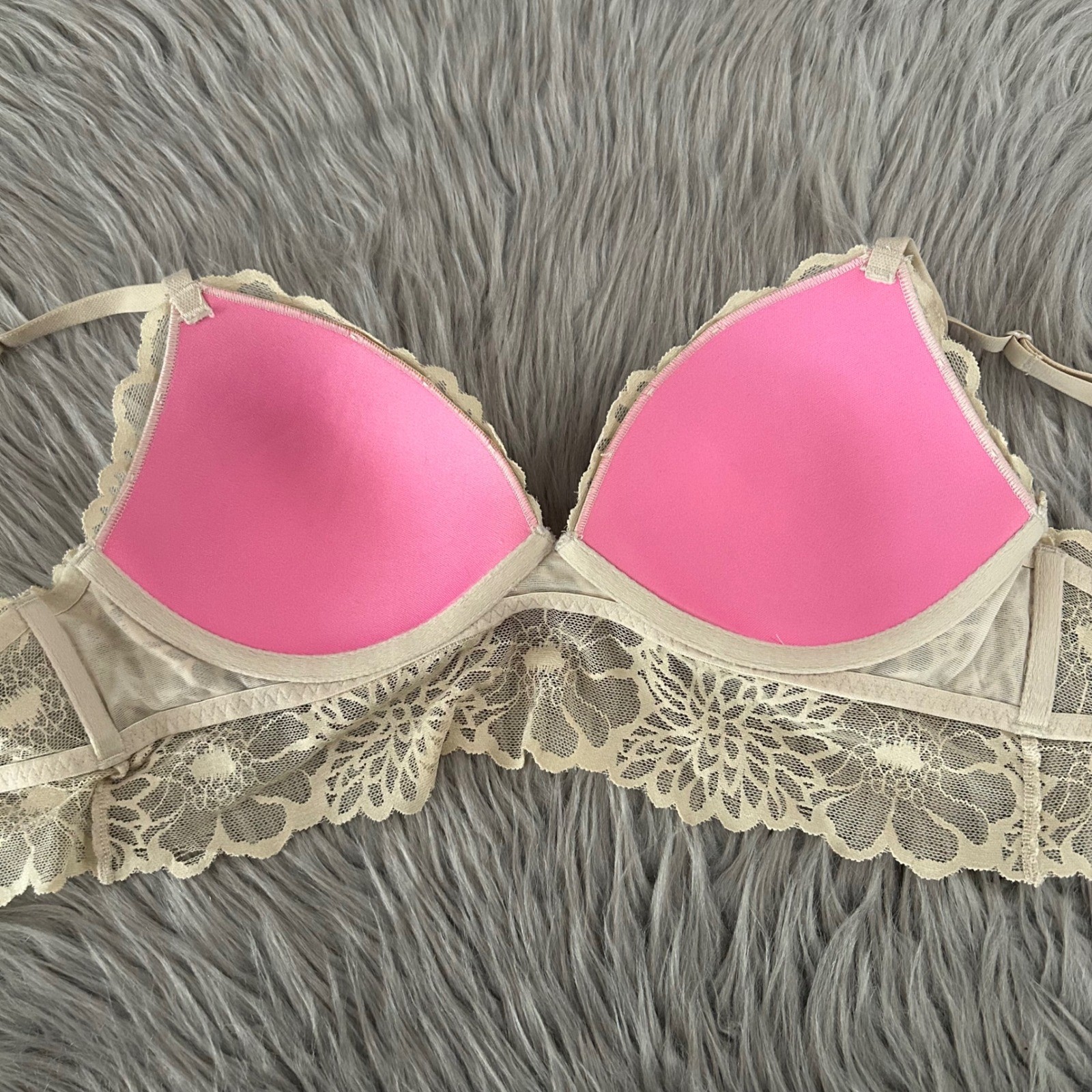 PINK Victoria&rsquo;s Secret Lightly Lined Wireless Bralette Womens Size Medium Bra