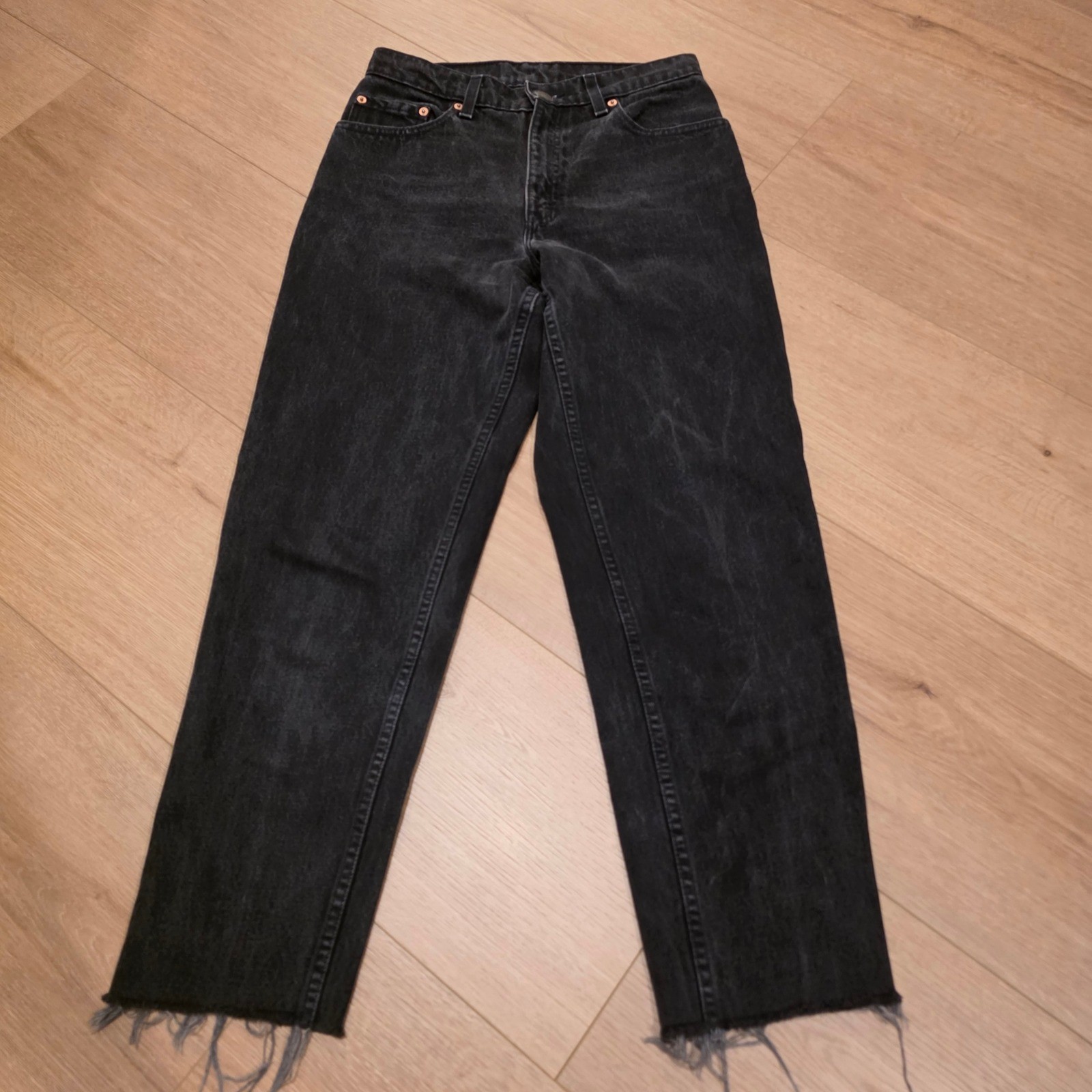 VTG Levis 550 Relaxed Fit Tapered Leg Jeans Faded Black Raw Hem 9 MED 28×26.5