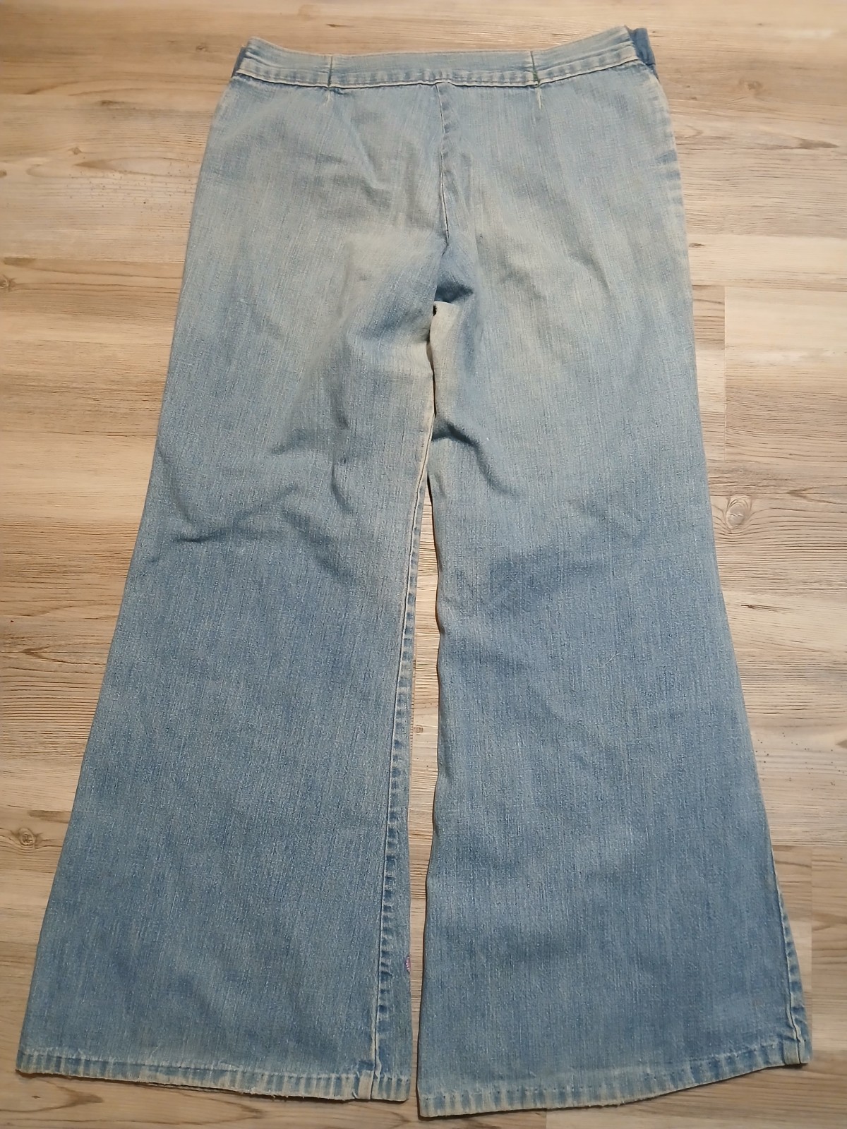 Vintage 70s Denim Bell Bottom Custom Embroidered Flare Hippy 32×28.5 RARE Floral