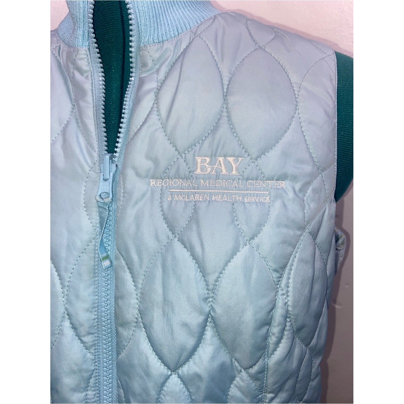 Devon & Jones Gorpcore Athletic Vintage Pastel Pale Blue Quilted Zip-Front Vest