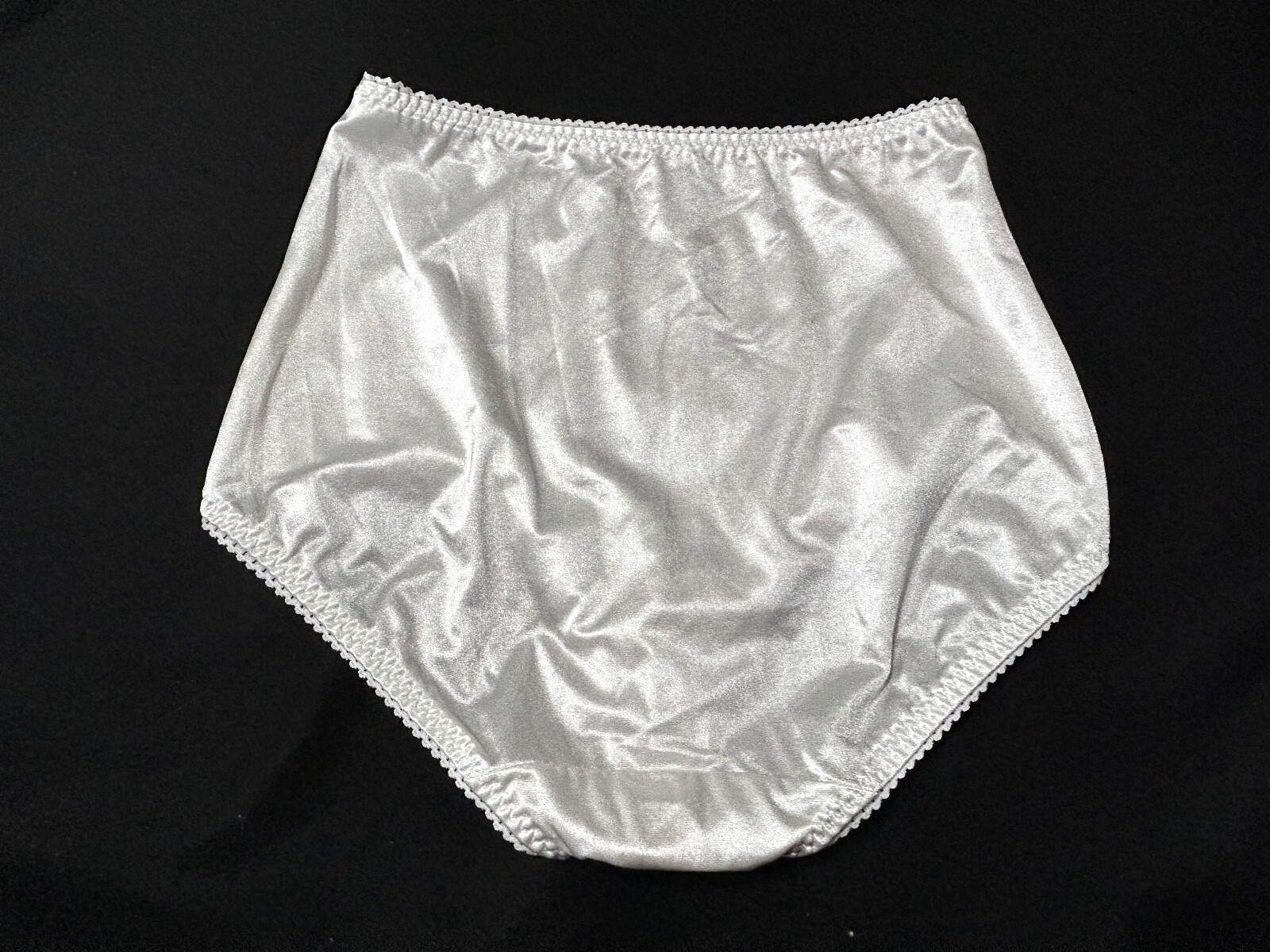 Vtg VANITY FAIR 40301 Satin Second Skin Light Control L / 7 White Brief Panties