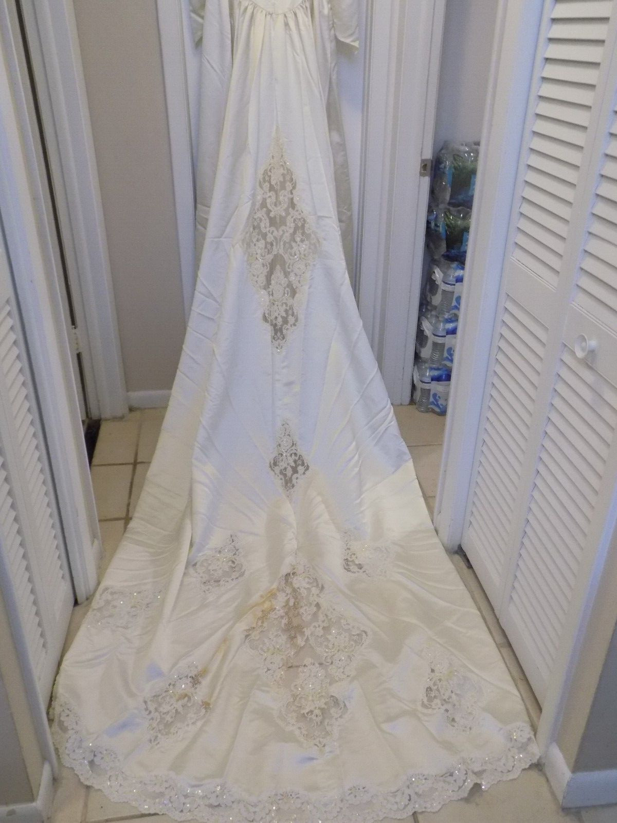 Vintage Demetrios For IIisa Size 12 Wedding Gown See All Photos & Description