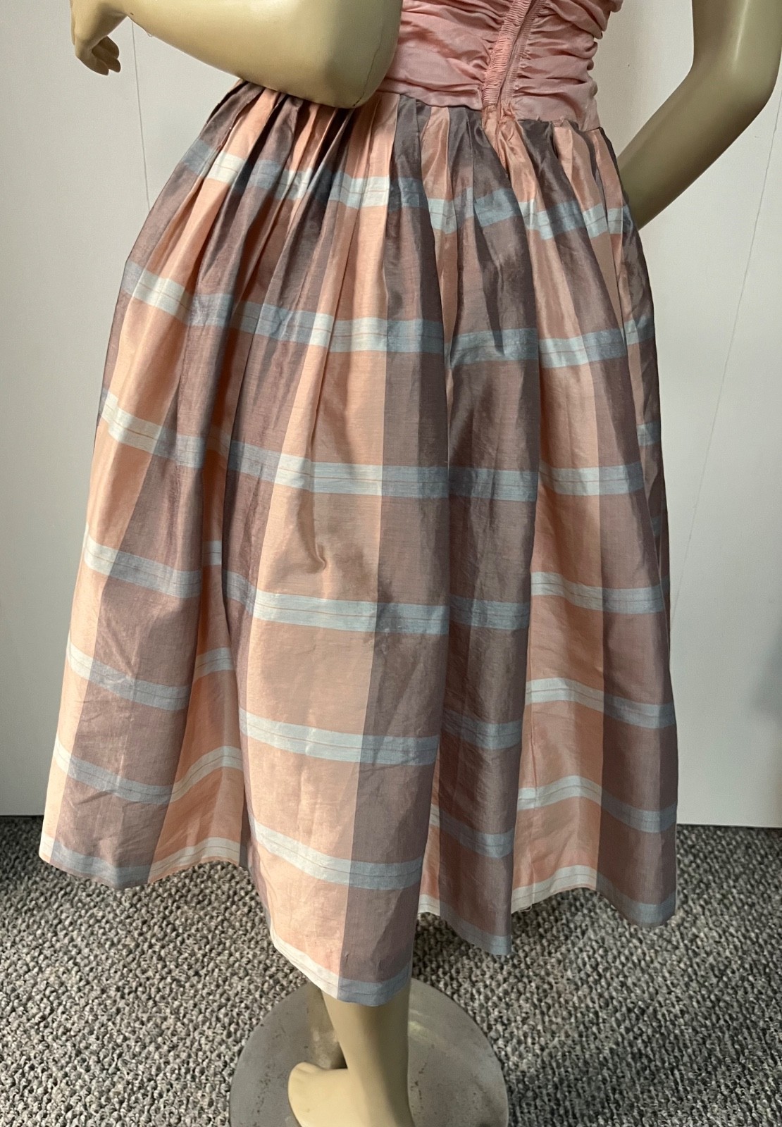 Vintage 1950 Plaid Back Zipper Cummerbund Crinoline Cocktail Party Dress Bust 33