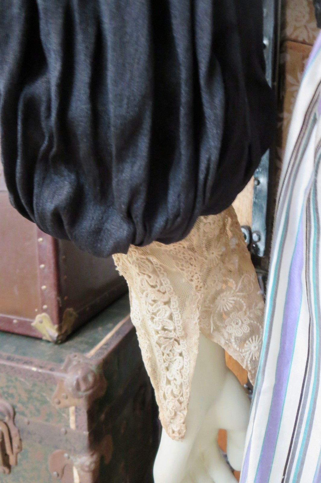1880s Black Silk Bodice Beading Details & Lace High Neck Interior Corset 32 Bust