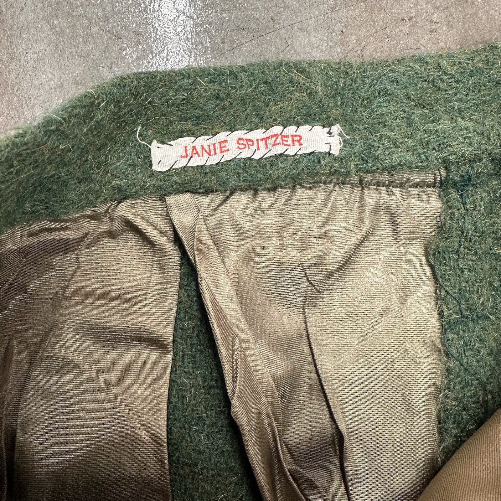 Vintage 1960s Green Wool Blend Side Zip Button Skirt 24”
