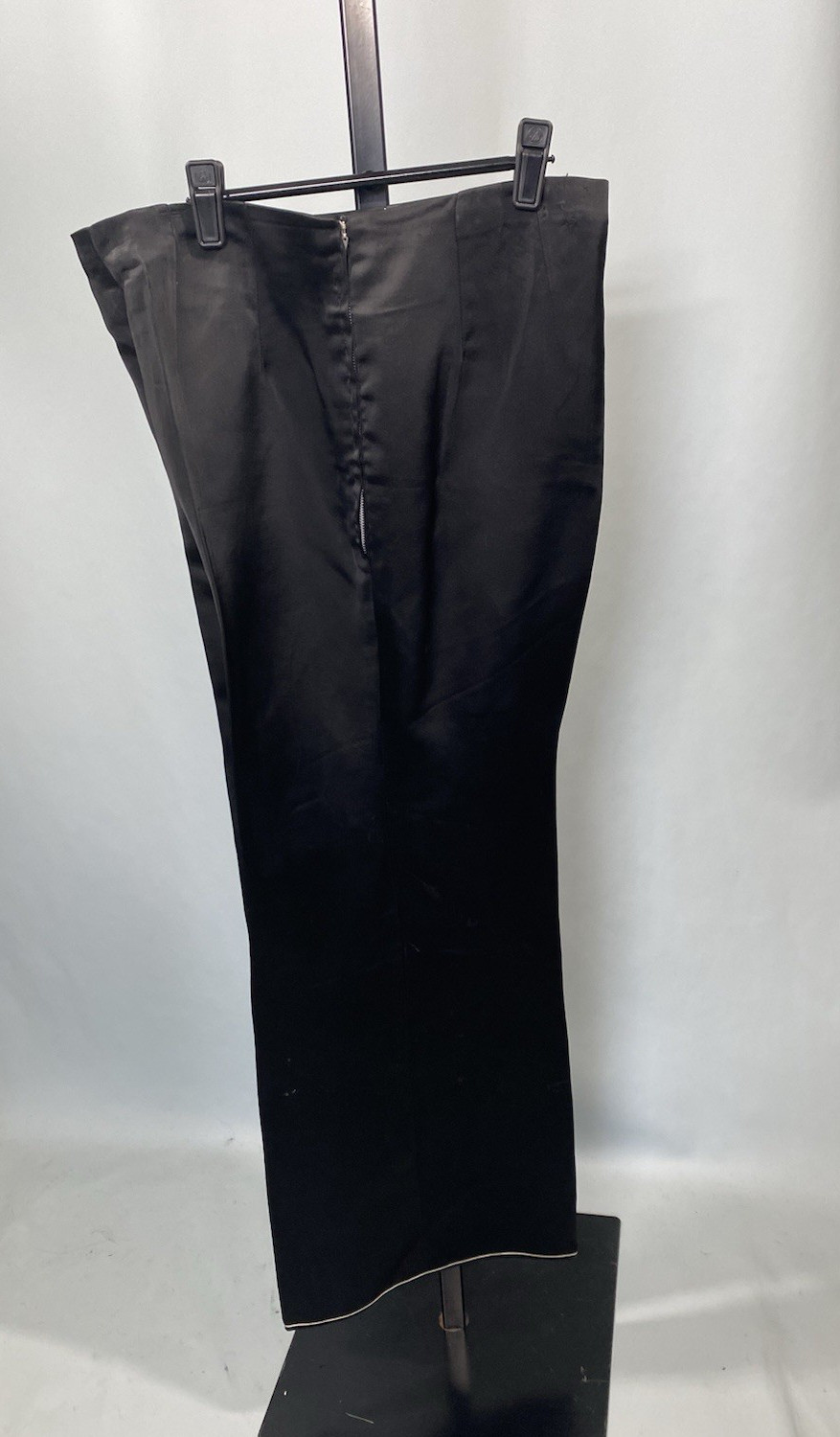 Vintage Pants Women&rsquo;s LARGE black gold lame 50s 60s Asian satin boudoir
