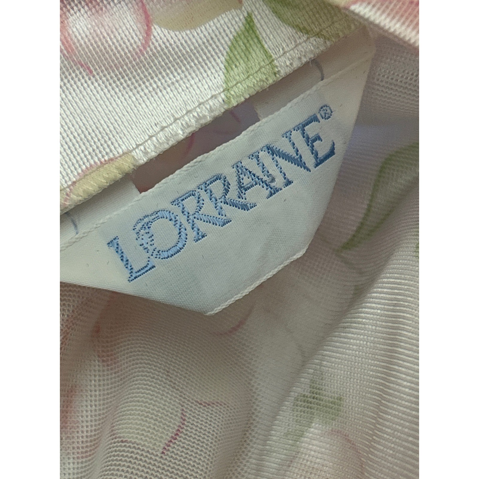 Vintage NWOT Lorraine Floral Robe Coquette Cottagecore Romantic Lace Trim Wrap