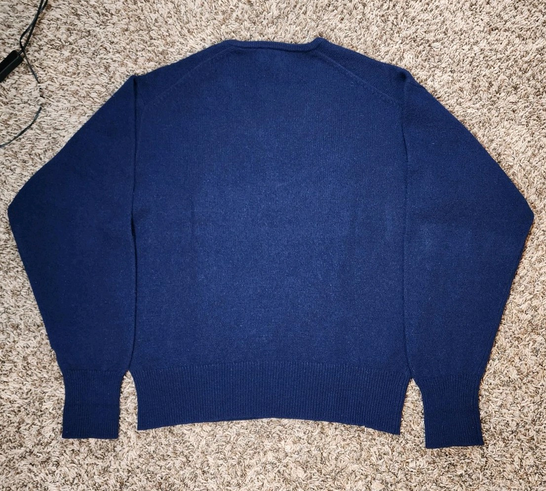 VTG Bernhard Altmann 100% Cashmere Sweater Made In Austria 21.5 x 24.5