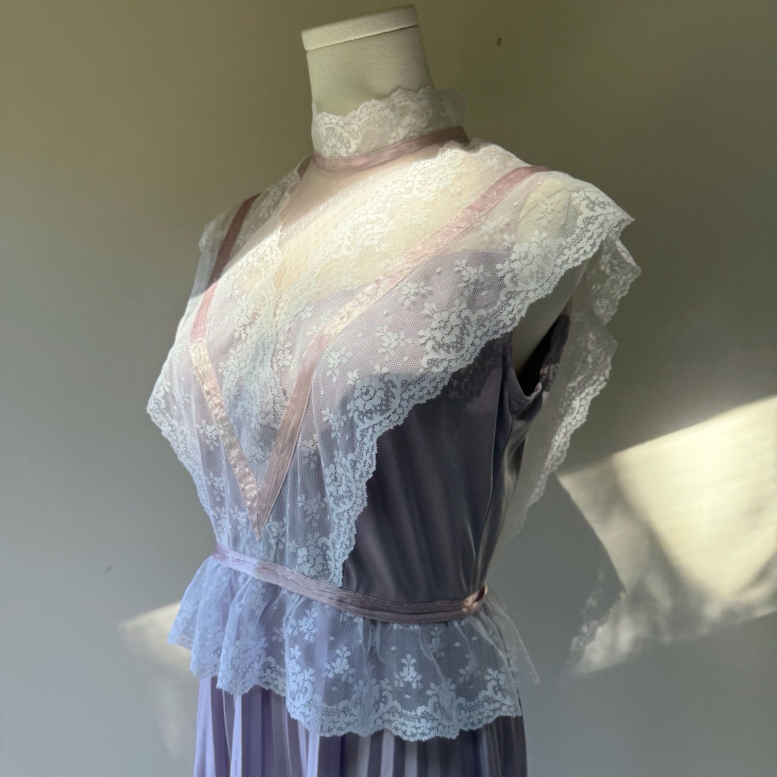 Vintage 1970s Lilac Pleated Lace Maxi Dress with Ribbon Peplum and High Neck