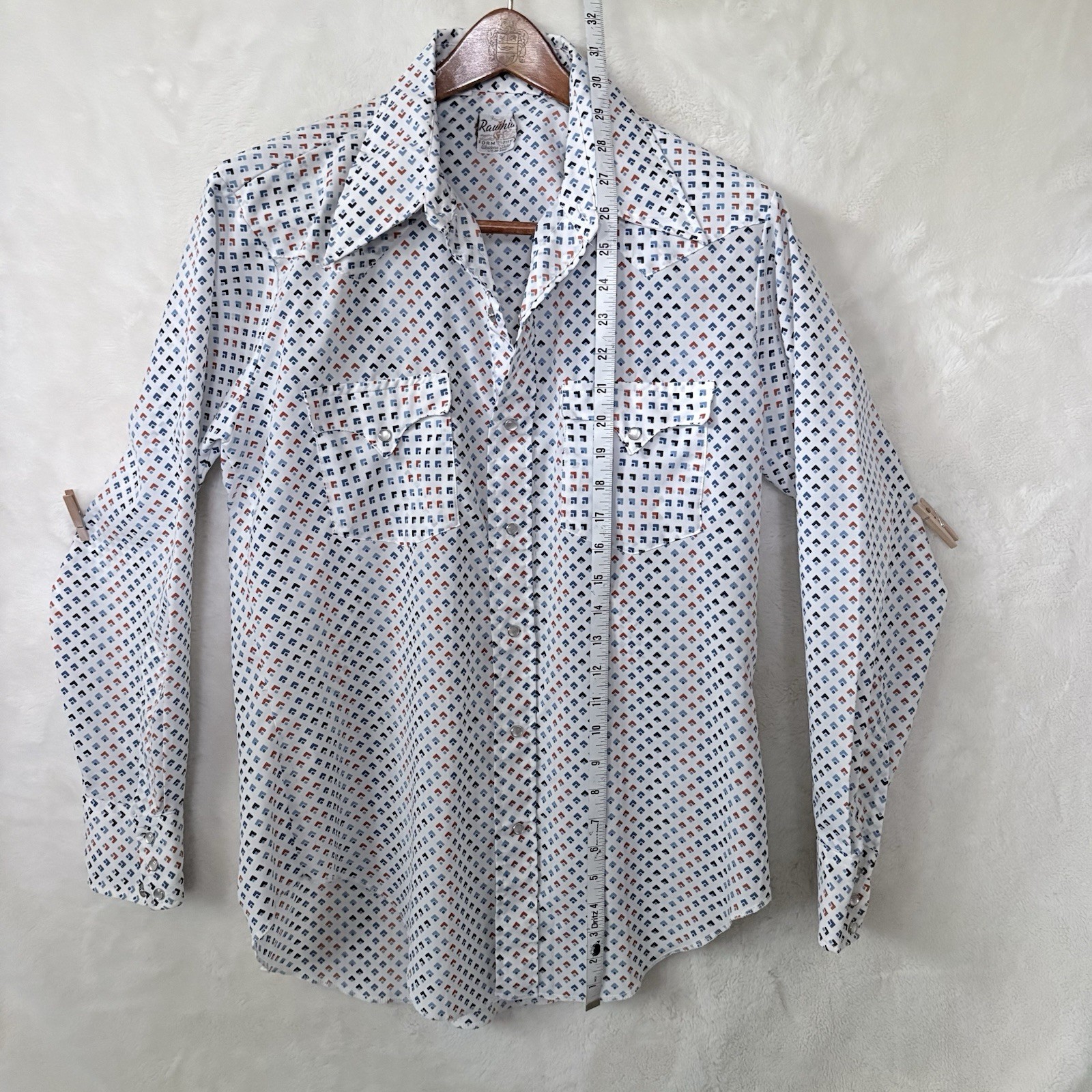 Rawhide Long Sleeve Geometric Diamond Pattern White Shirt 16.5/34 Button Snap