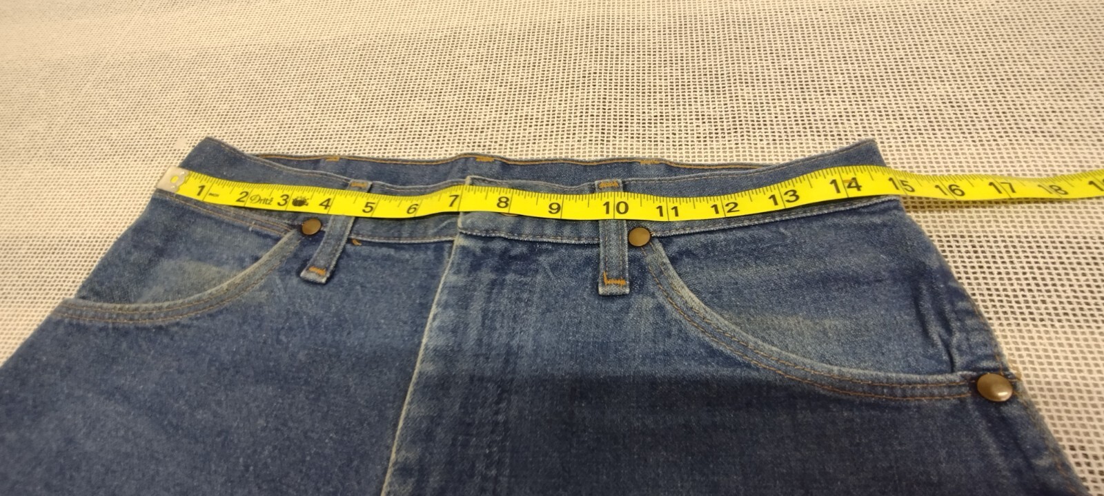 WRANGLER Shorts Denim SUPER SHORT Daisy Dukes Skimpy 30 in waist 1980S