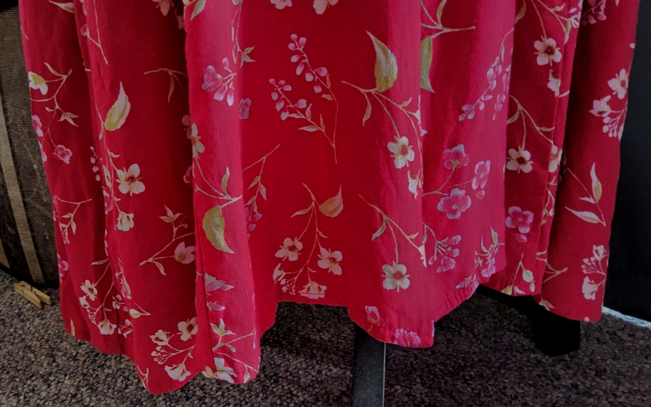 VTG RED FLORAL 1940s STYLE DAY DRESS Retro 90s Rayon. Tea Length Swingy Sz 14/16