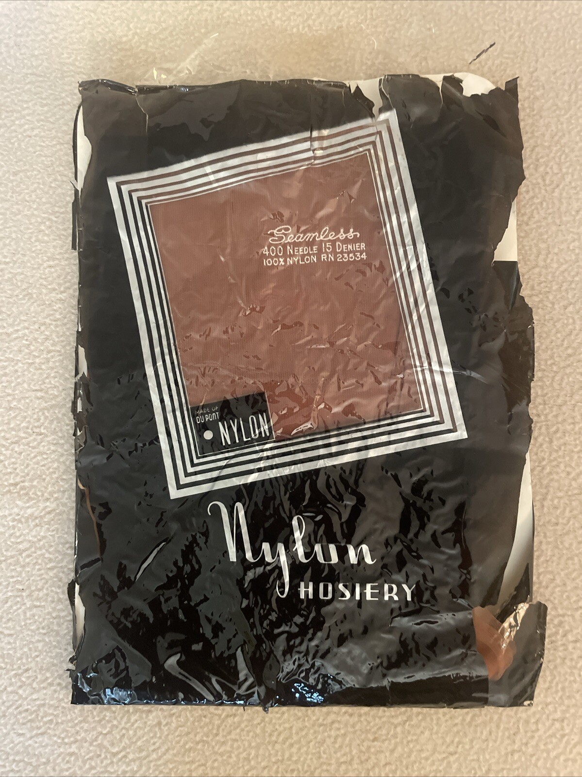 1 Pair Vintage LeTu DuPont Nylon Hosiery Flat Seamless 400 Needle 15 Denier NIP
