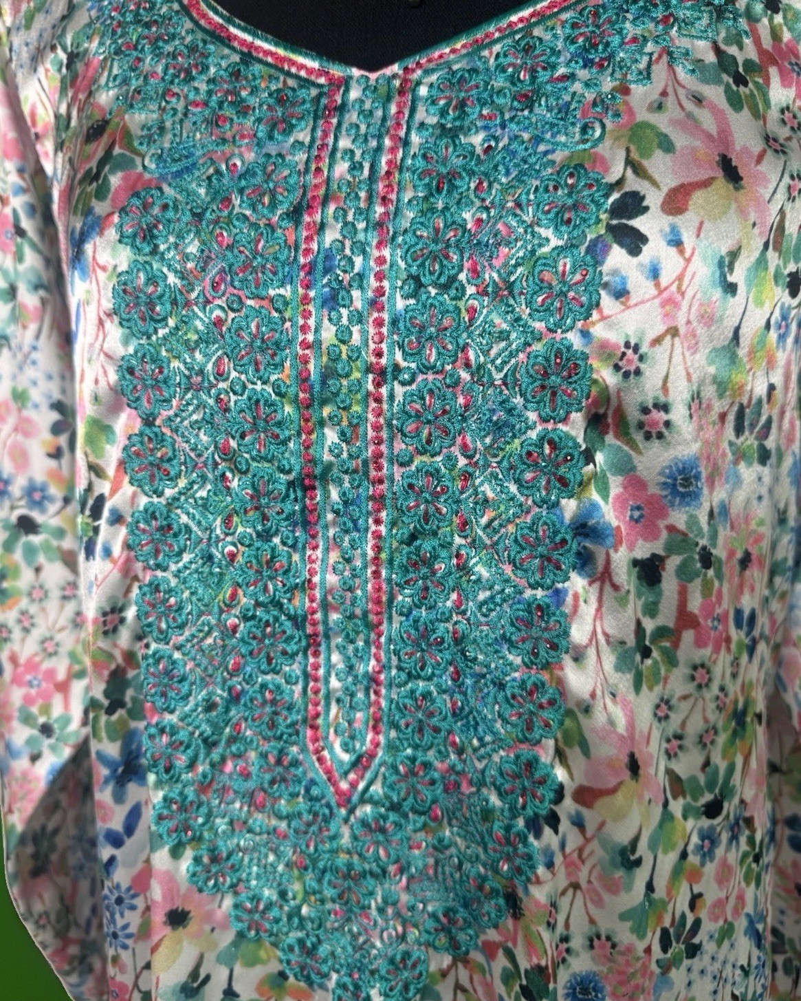 Vintage Embroidered Satin Caftan | Boho Hostess Gown | Glam Duster | Resortwear